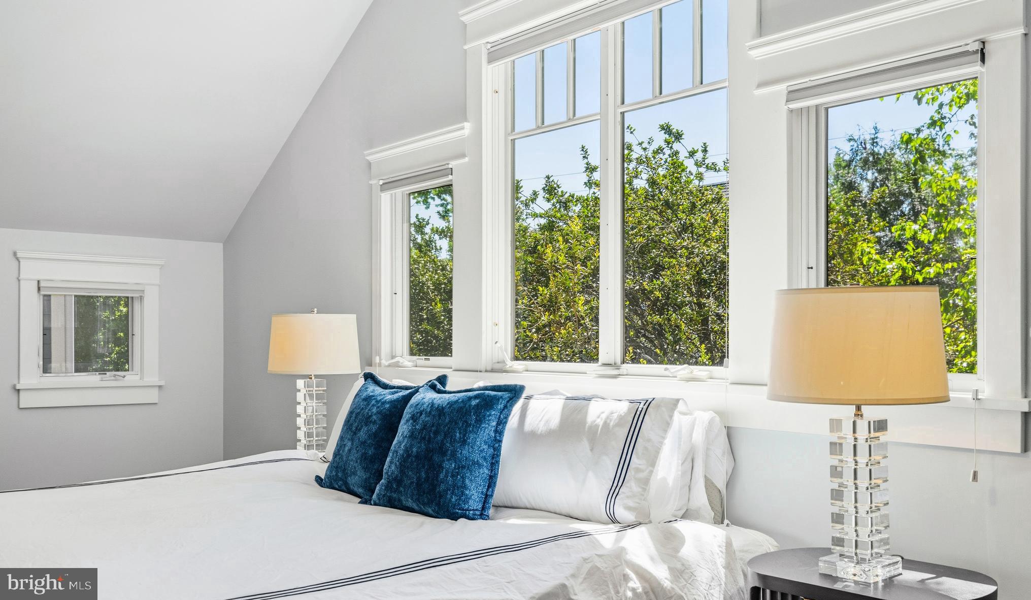 ROSEMONT - Residential