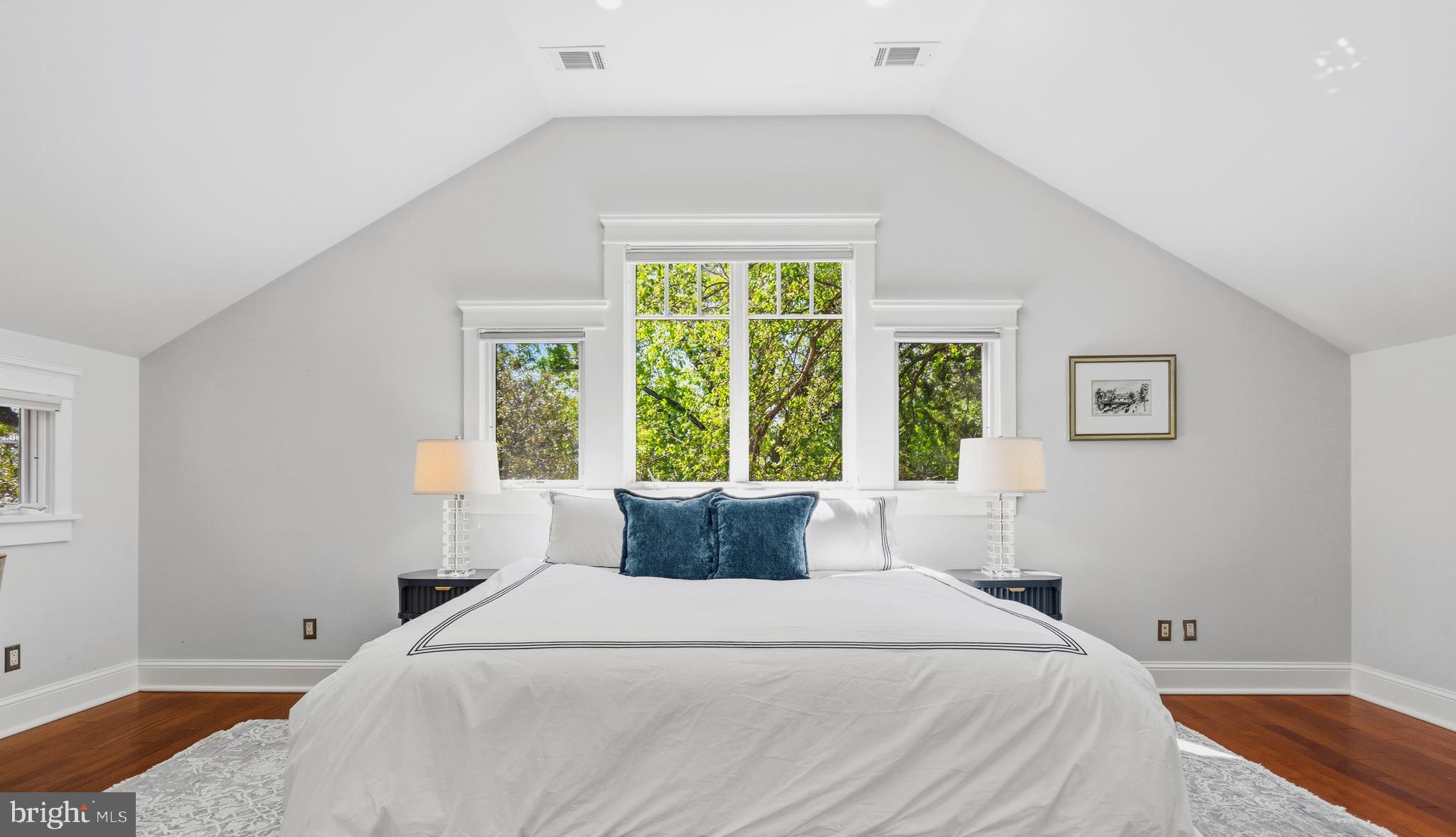 ROSEMONT - Residential