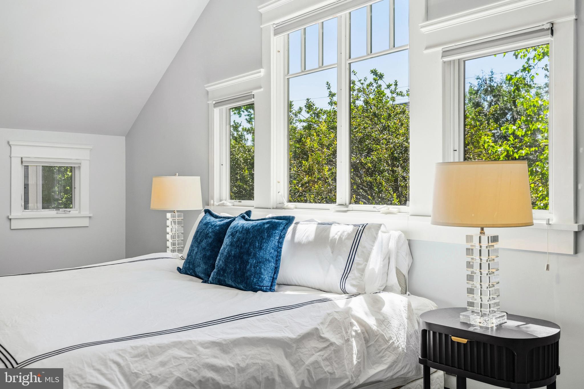 ROSEMONT - Residential