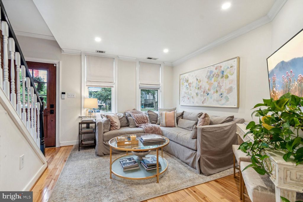 Photo of 1009 I Street NE, WASHINGTON, DC 20002 (MLS # DCDC2224126)