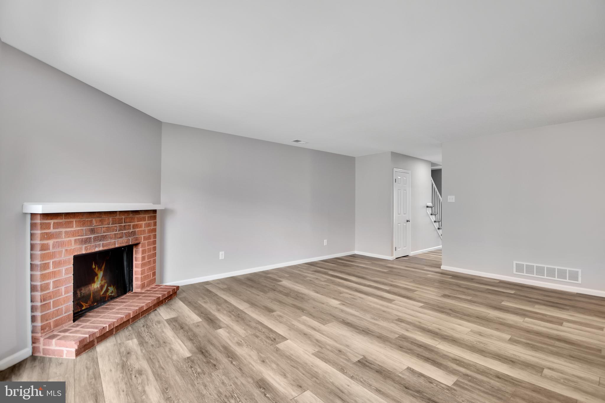 RHONDDA - Residential Lease