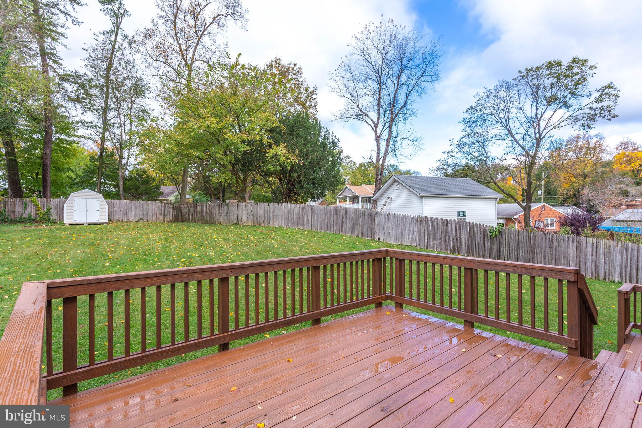 WHEATON WOODS - Residential