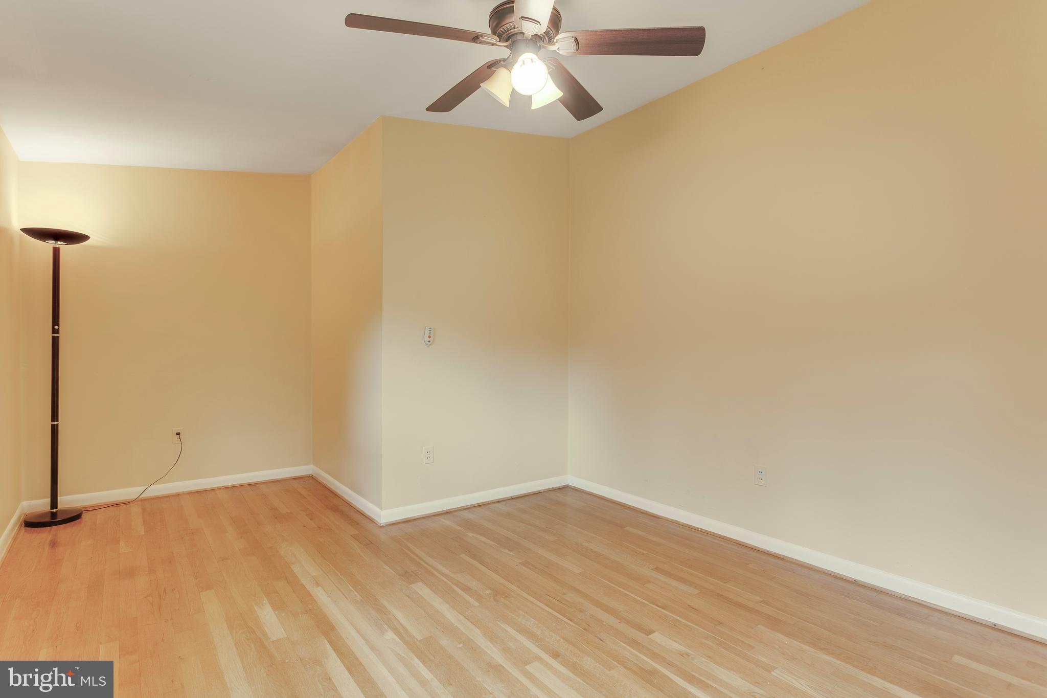 WHEATON WOODS - Residential