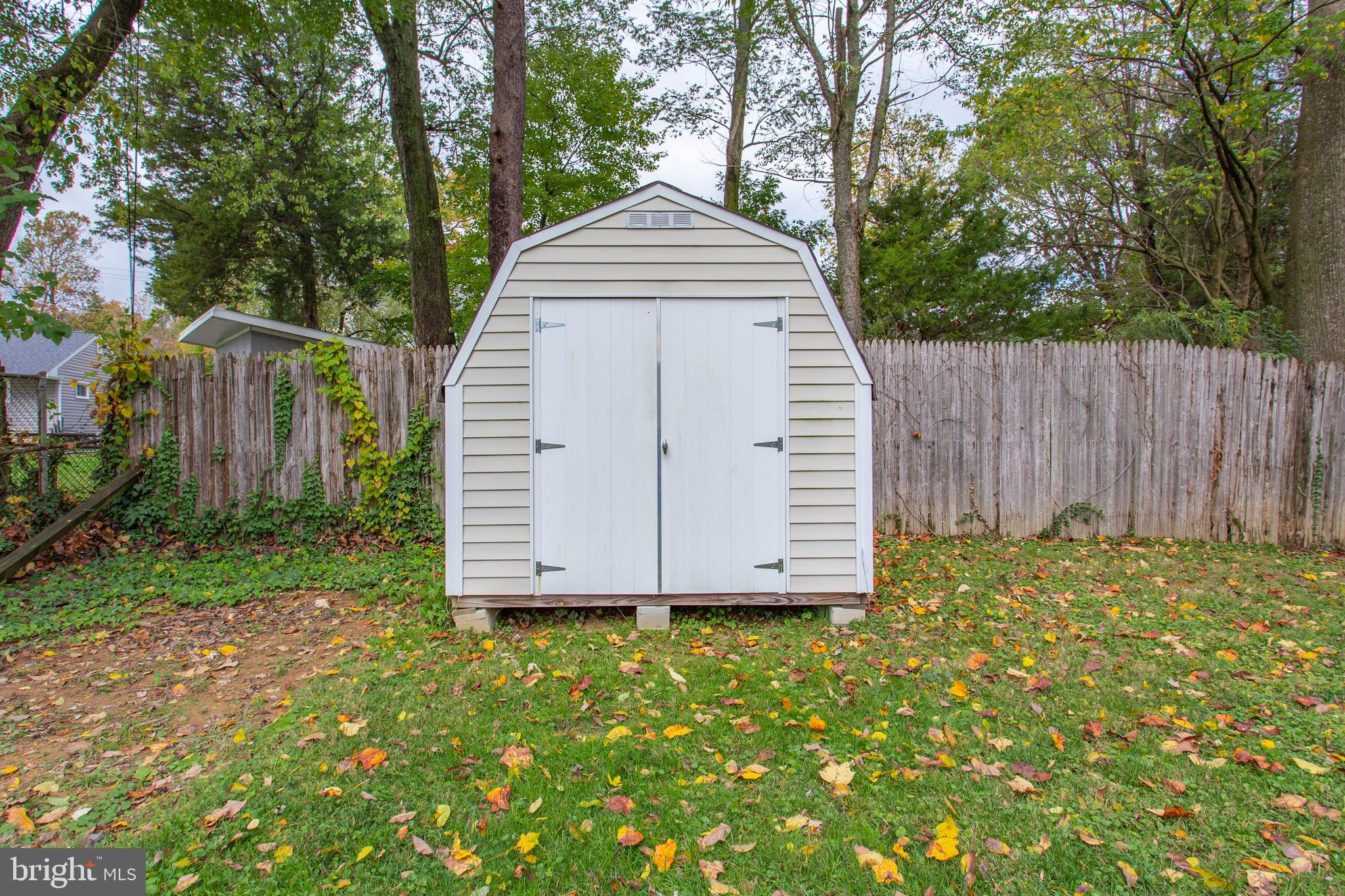 WHEATON WOODS - Residential