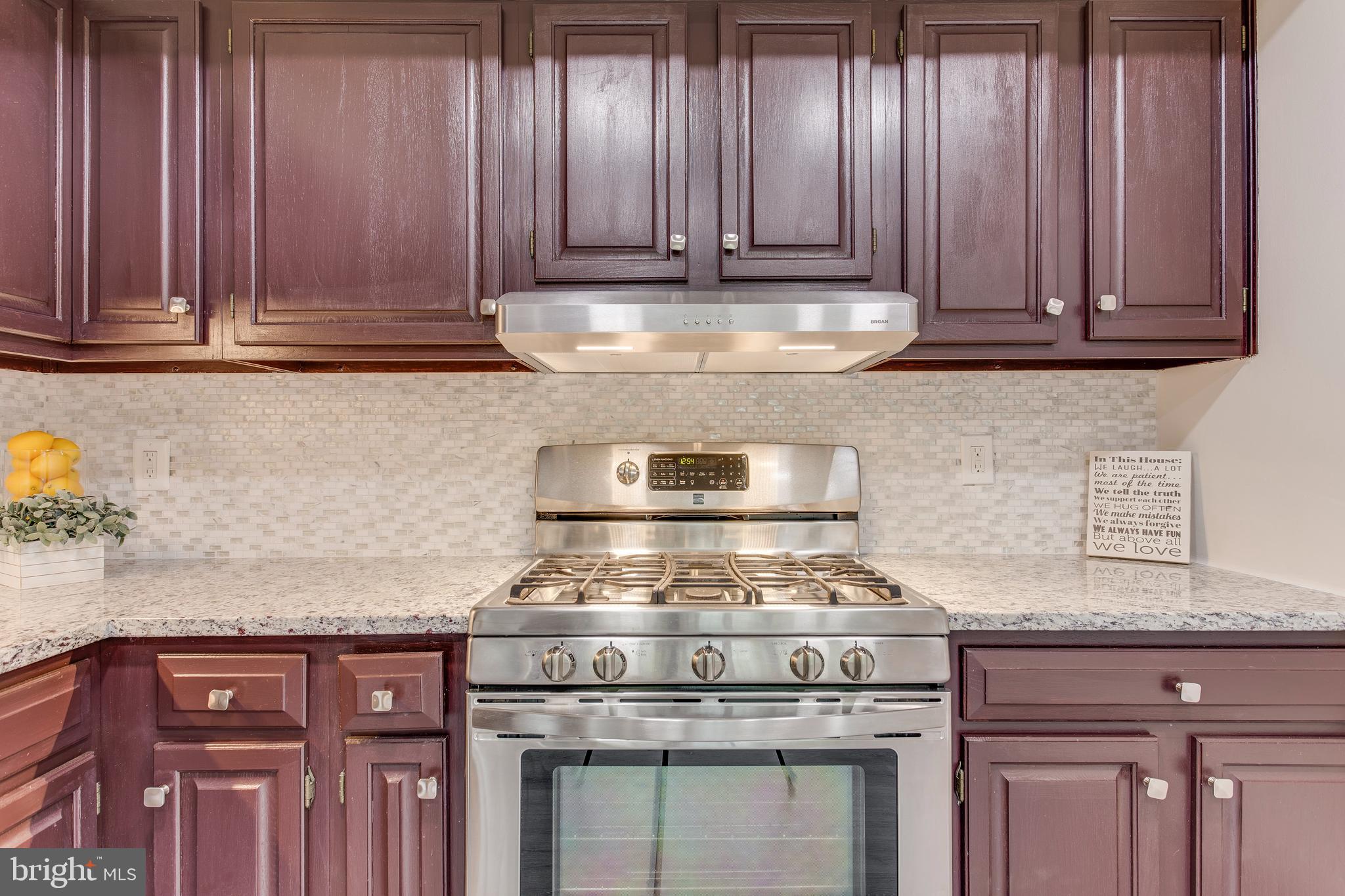 WHEATON WOODS - Residential