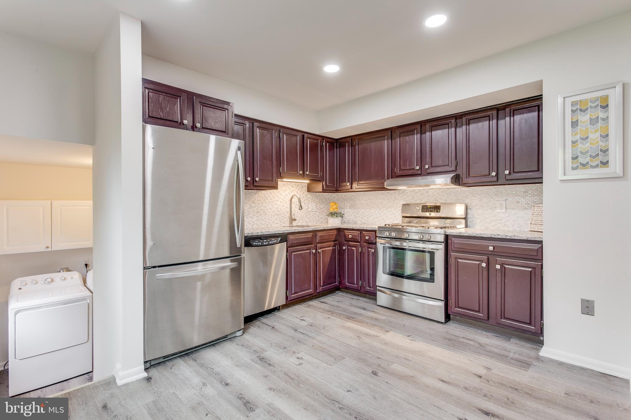 WHEATON WOODS - Residential