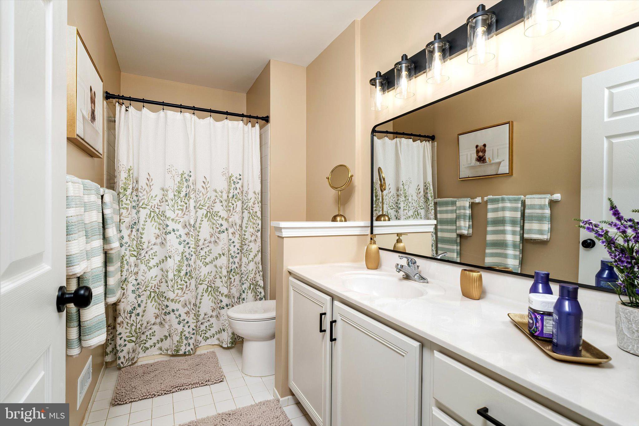 PENNINGTON POINT - Residential