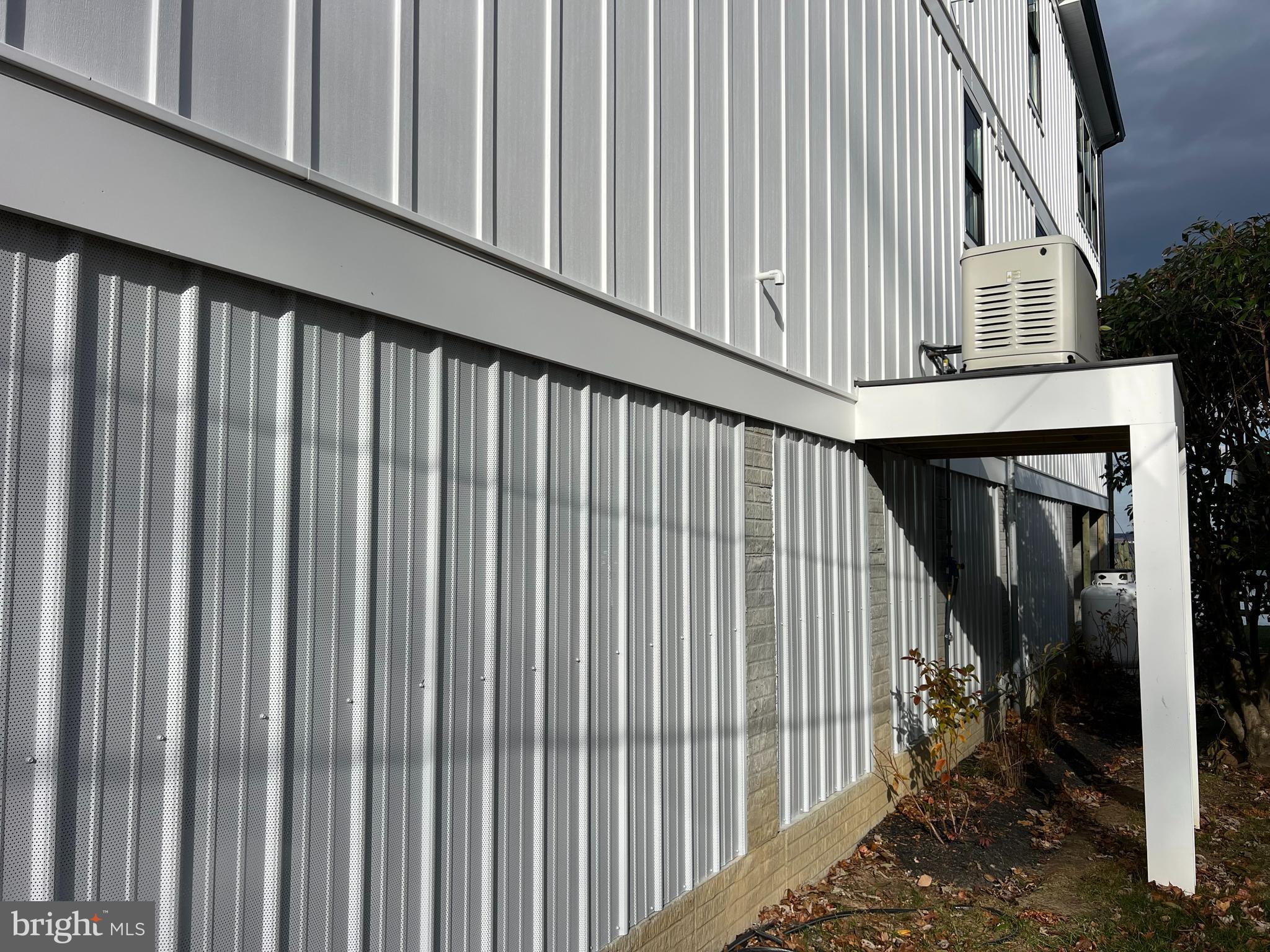 PERRYVILLE - Residential