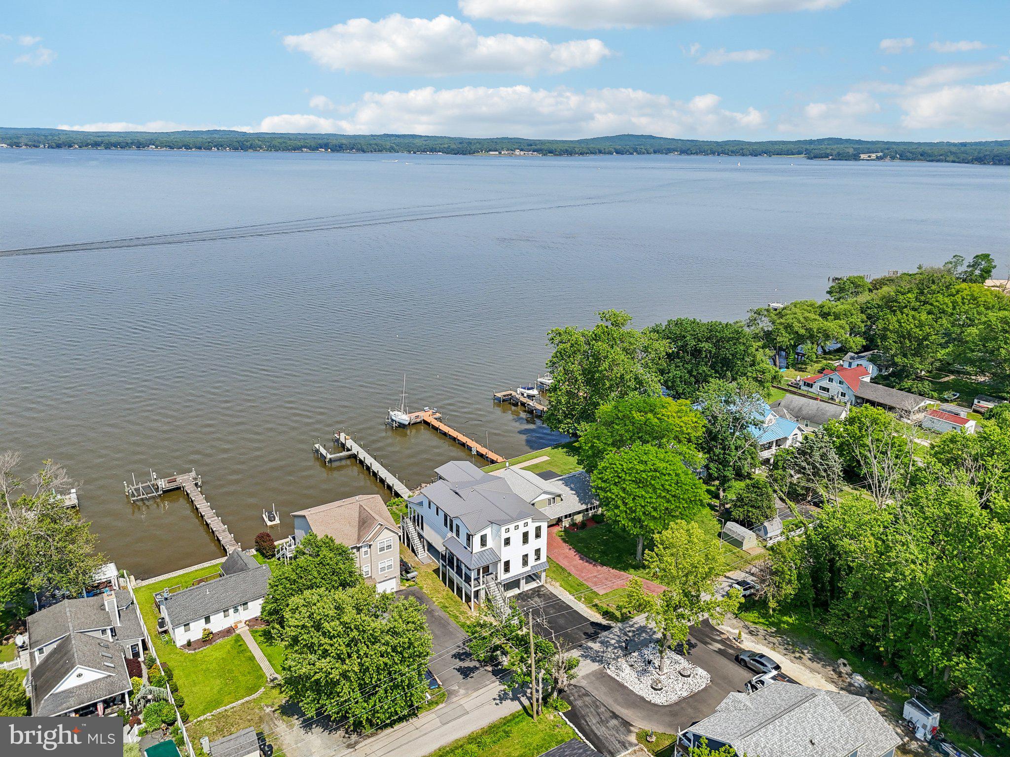 PERRYVILLE - Residential