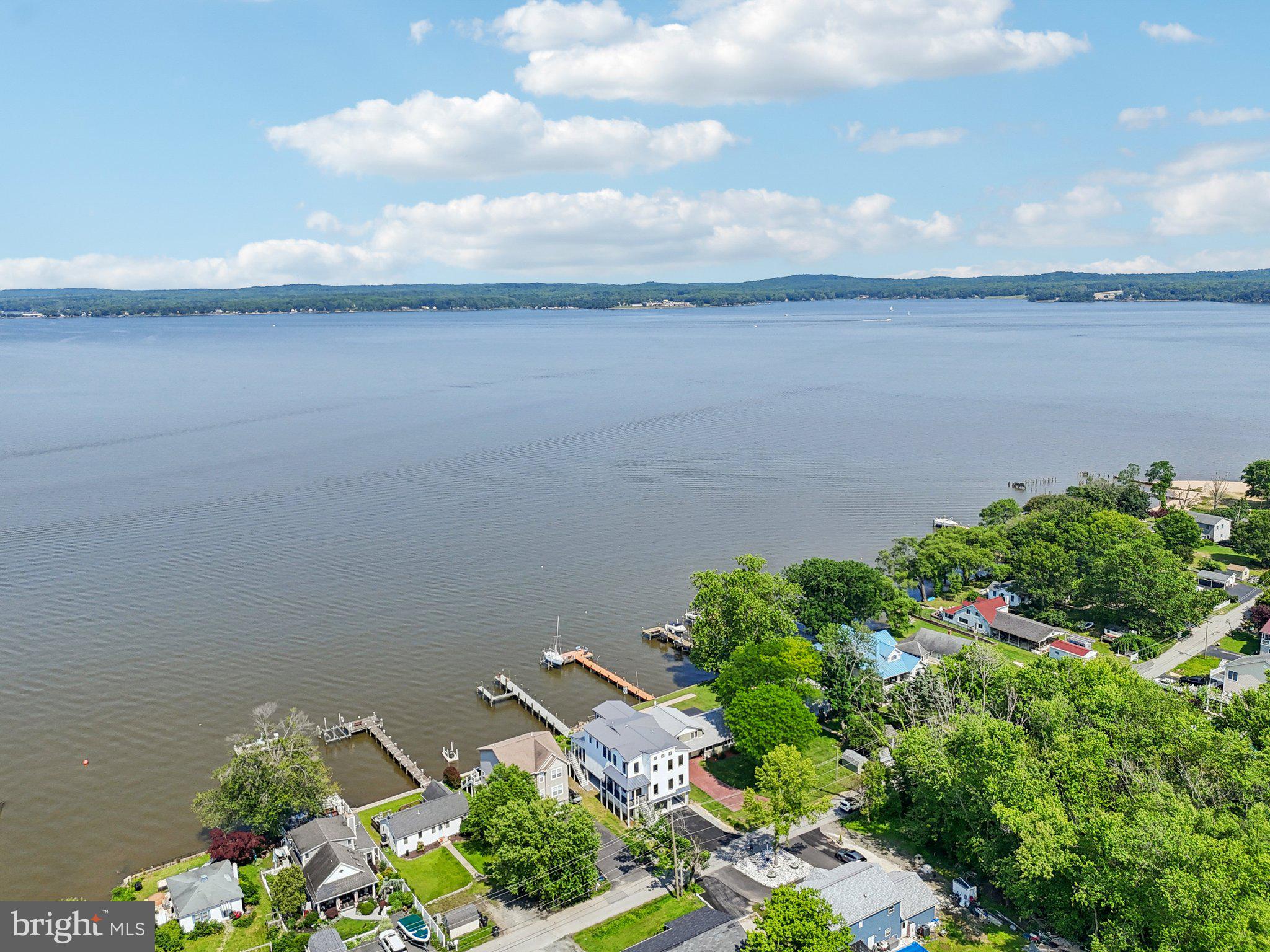 PERRYVILLE - Residential