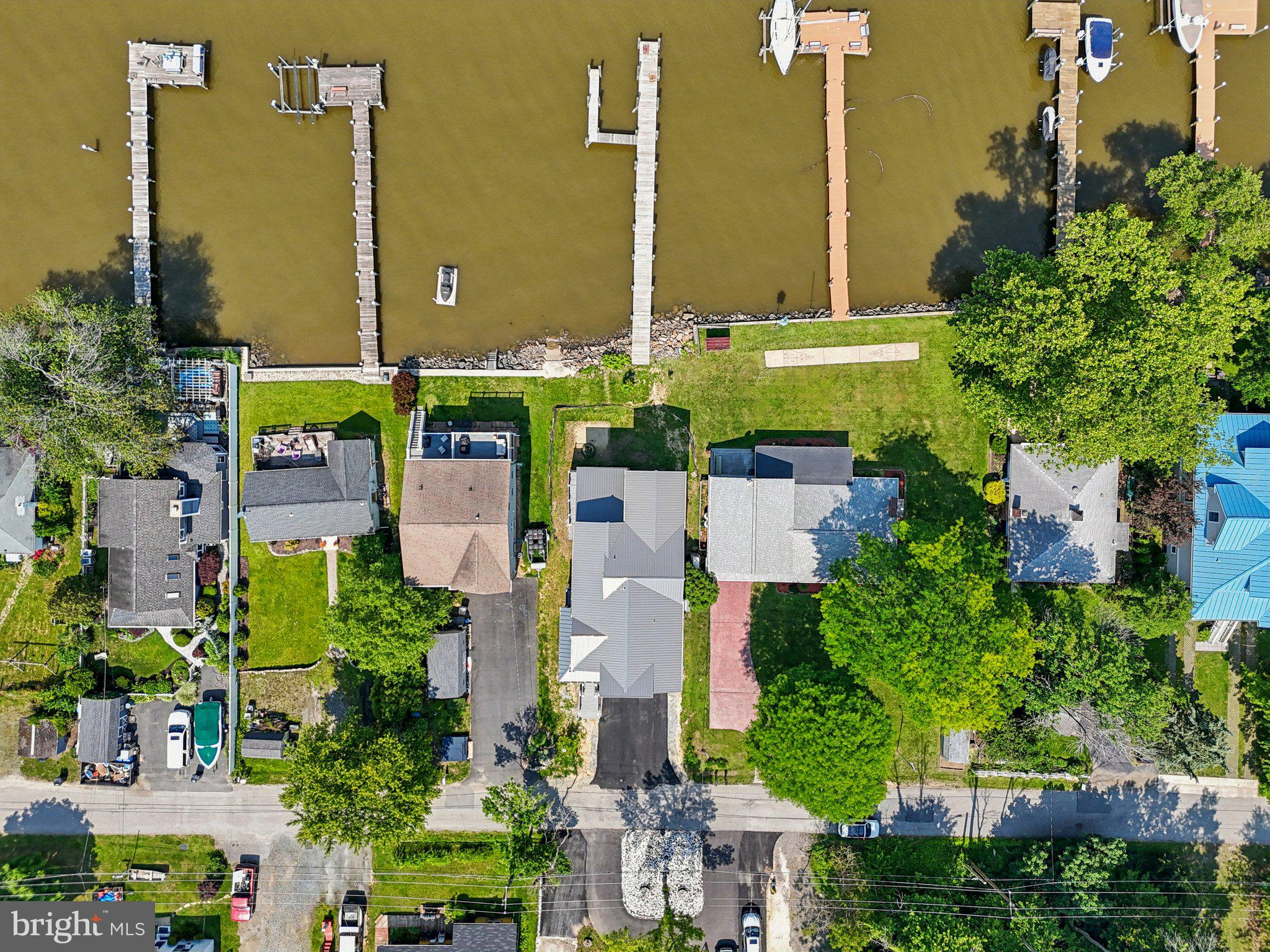 PERRYVILLE - Residential