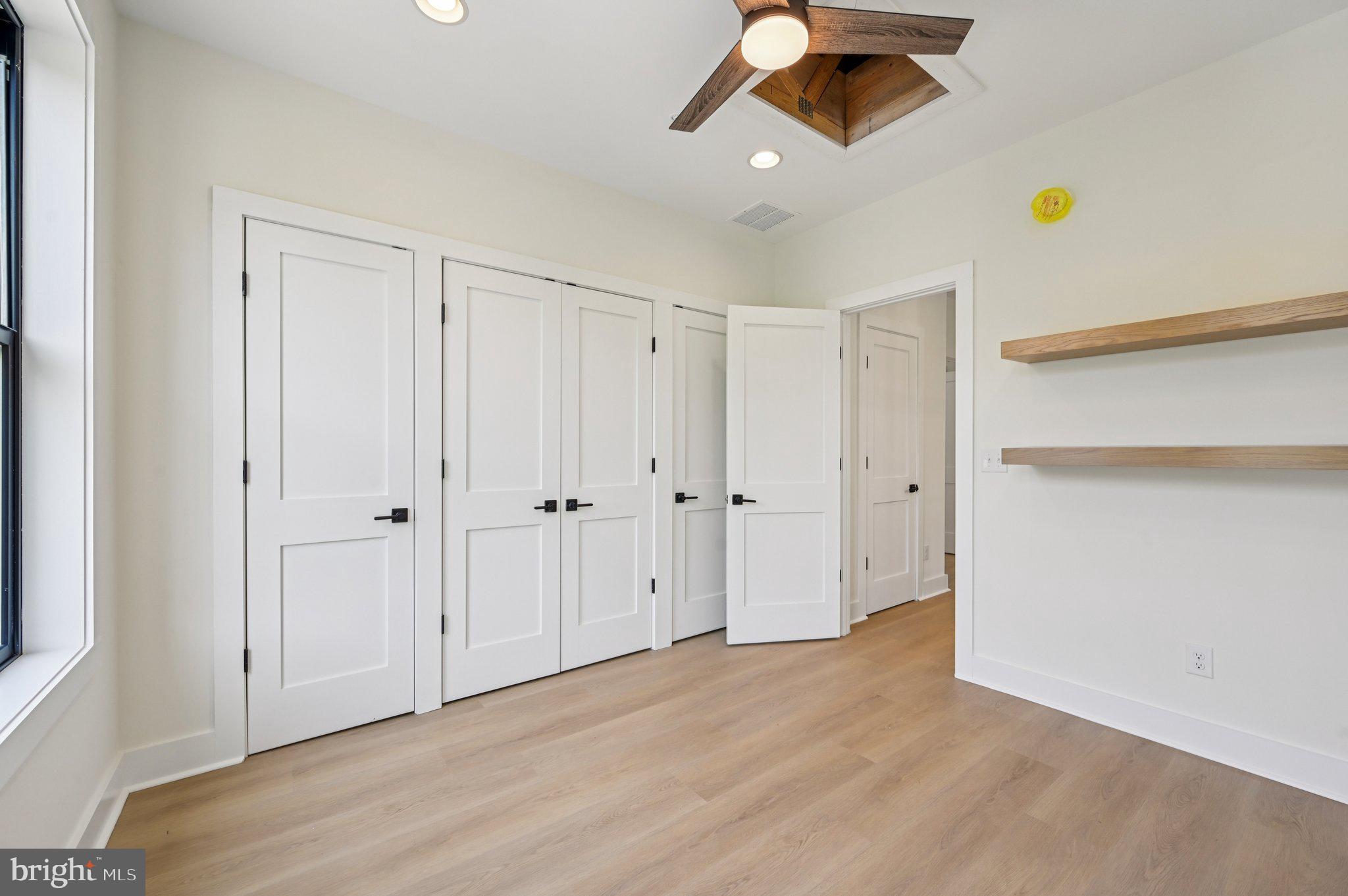 PERRYVILLE - Residential