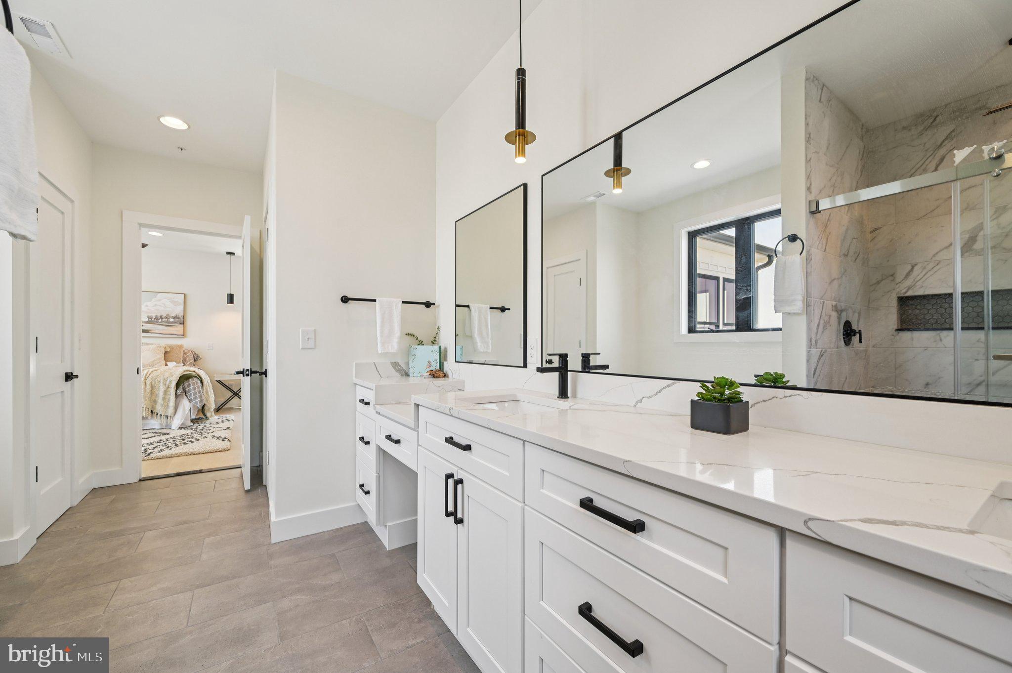 PERRYVILLE - Residential