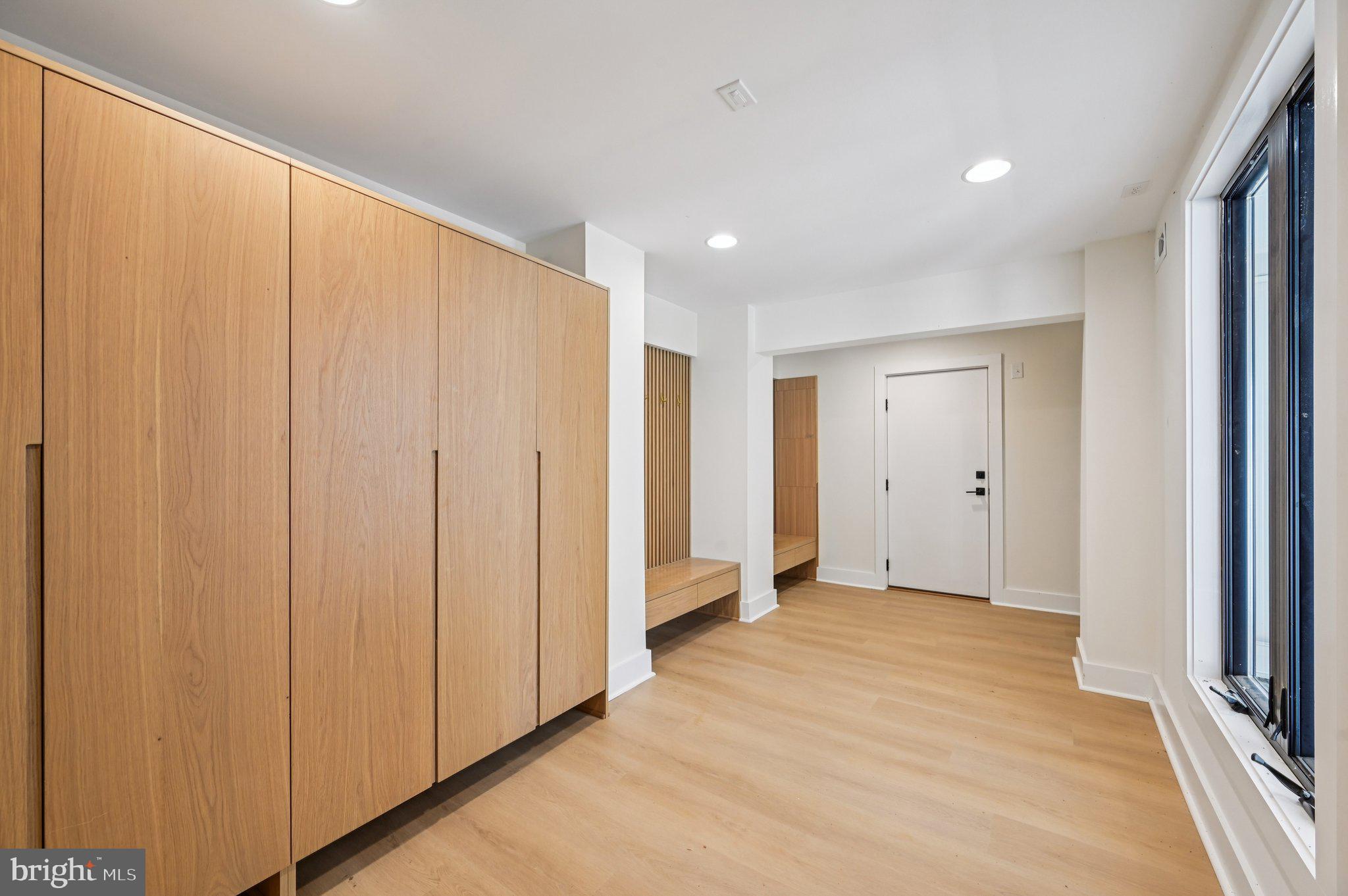 PERRYVILLE - Residential