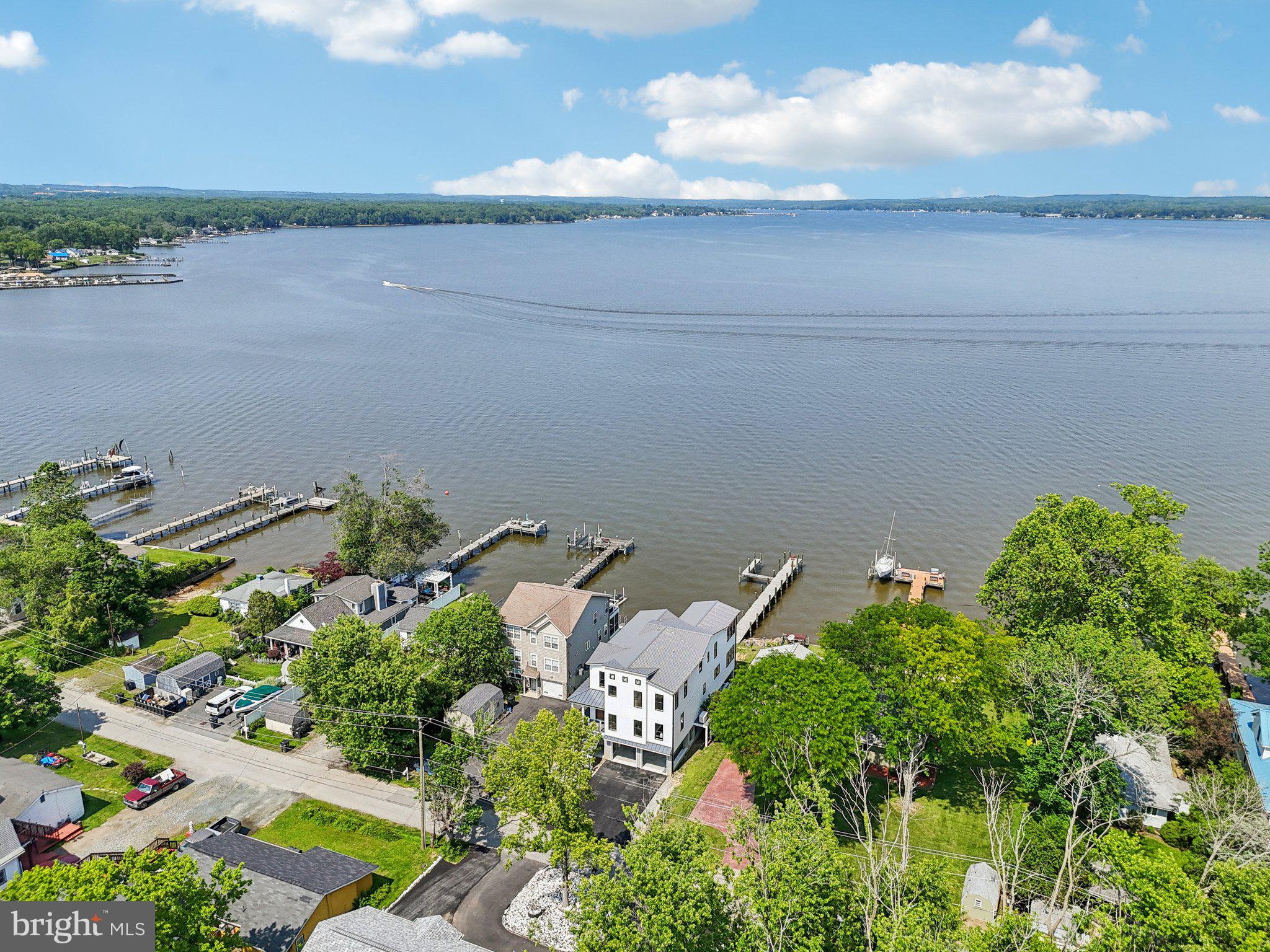 PERRYVILLE - Residential