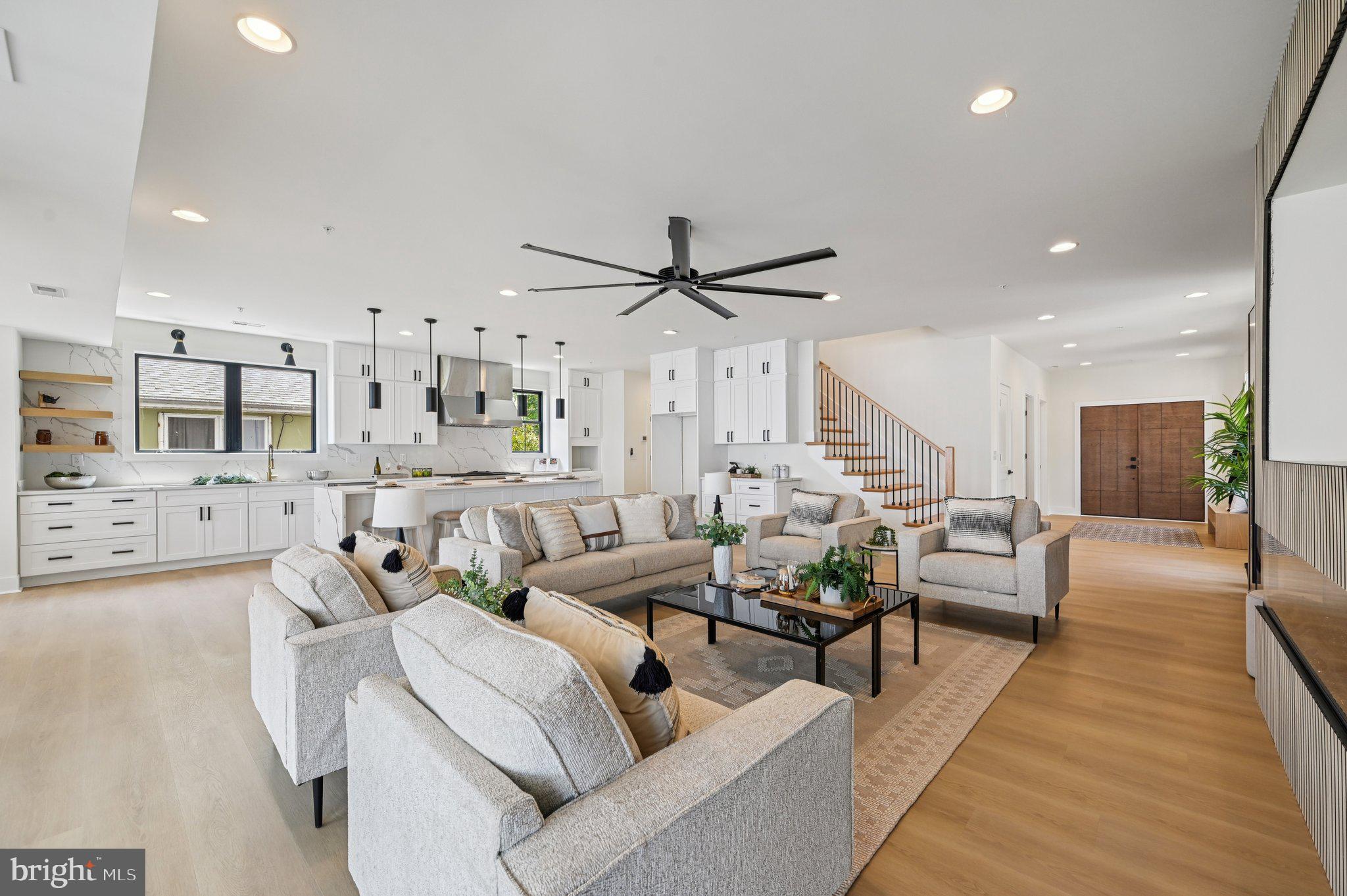 PERRYVILLE - Residential