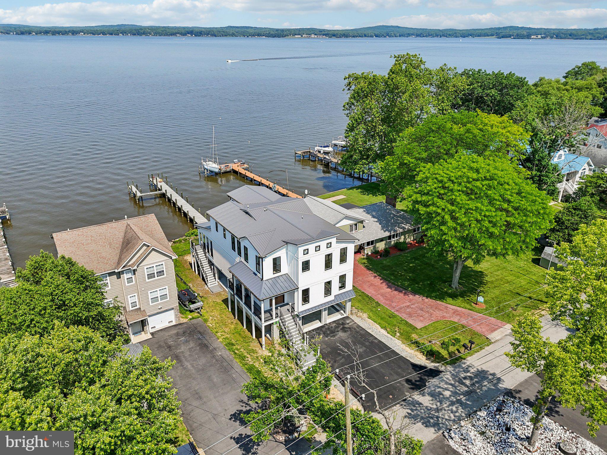 PERRYVILLE - Residential