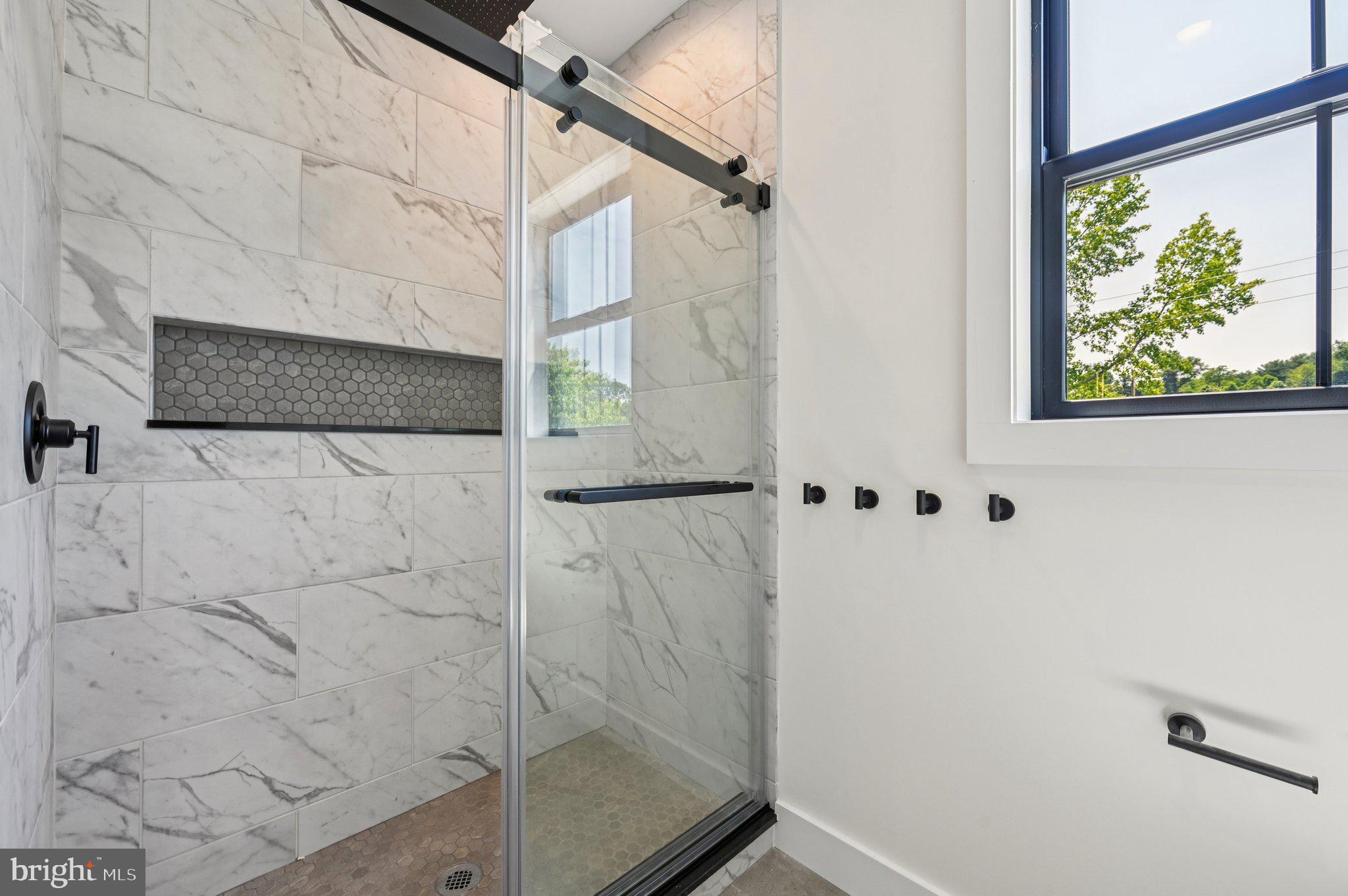 PERRYVILLE - Residential