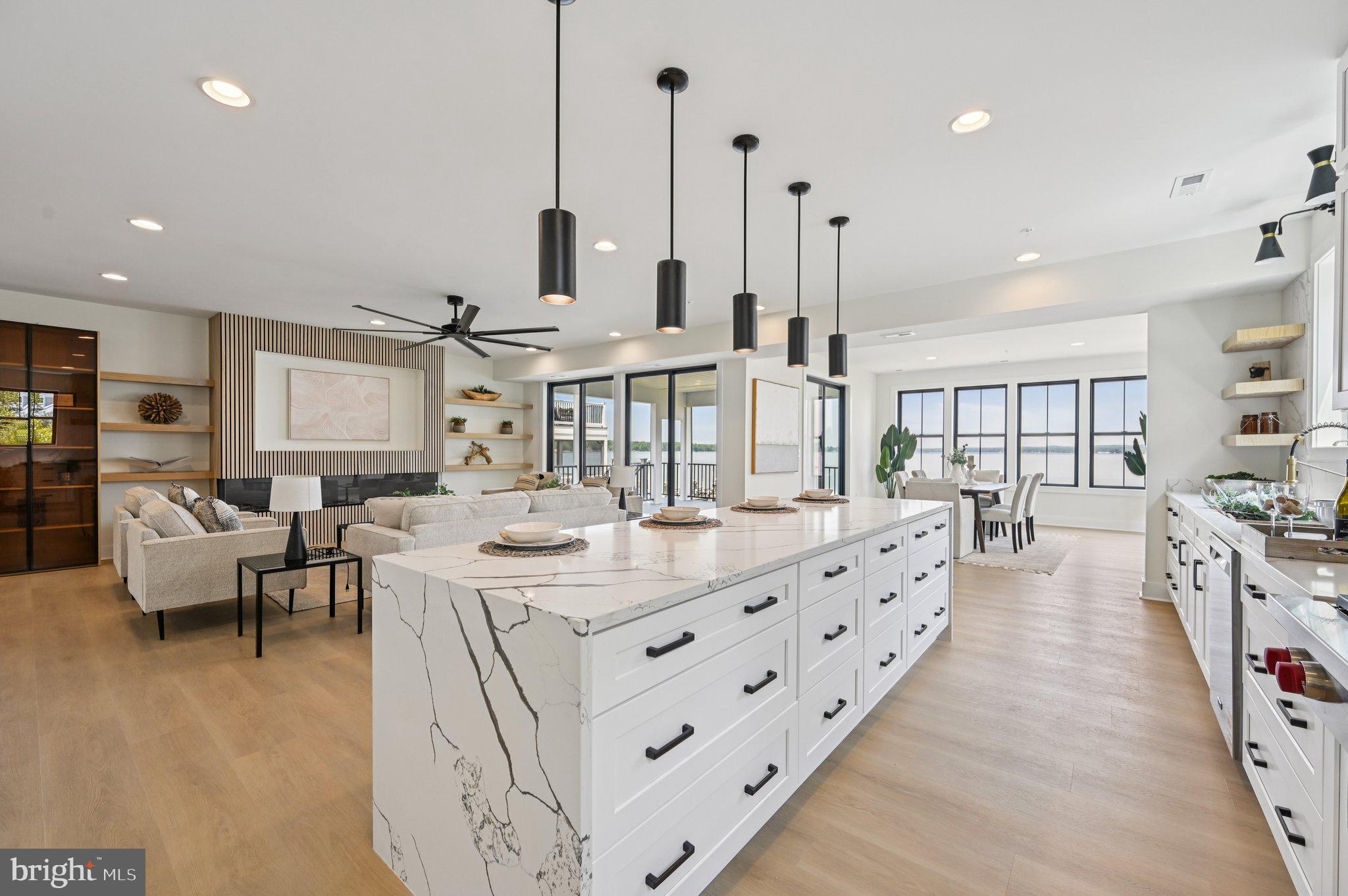 PERRYVILLE - Residential