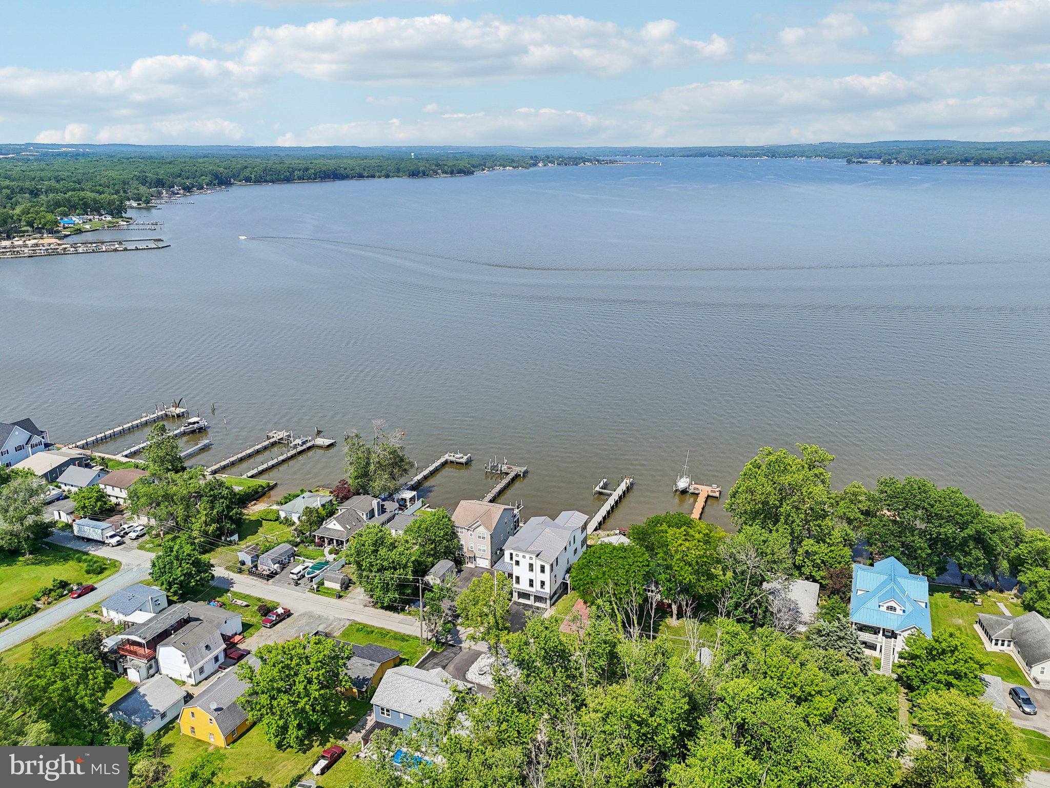 PERRYVILLE - Residential