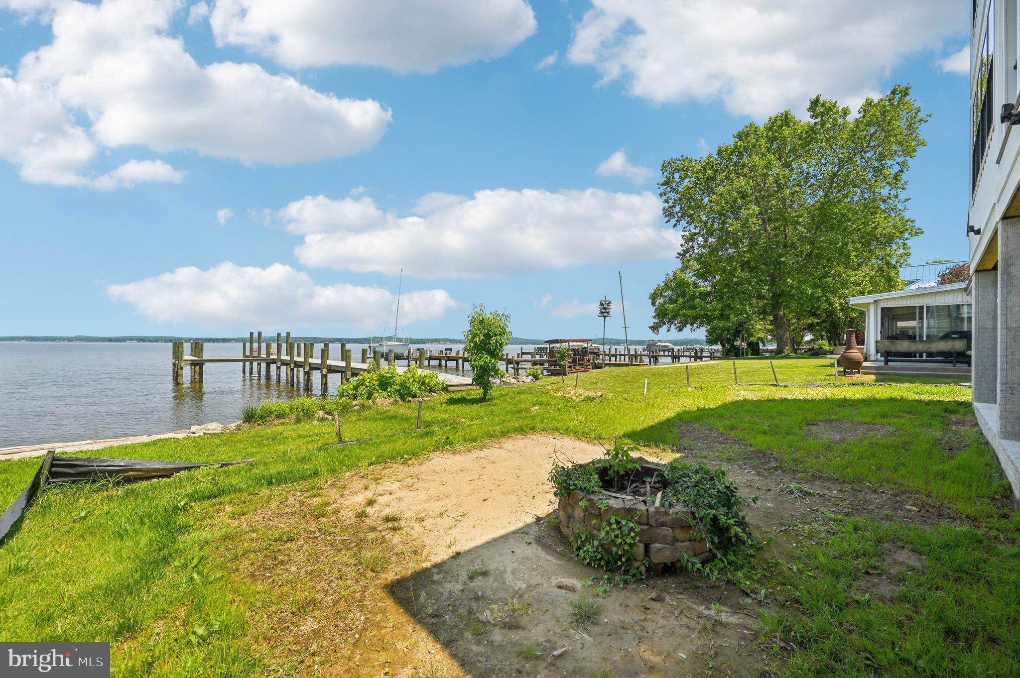 PERRYVILLE - Residential