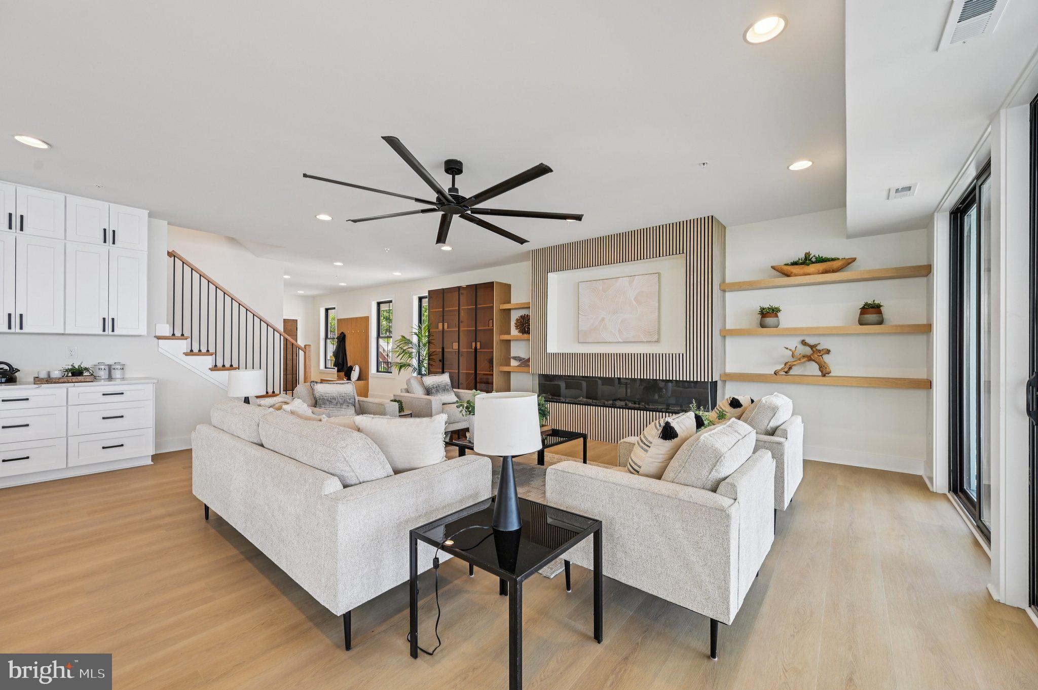 PERRYVILLE - Residential