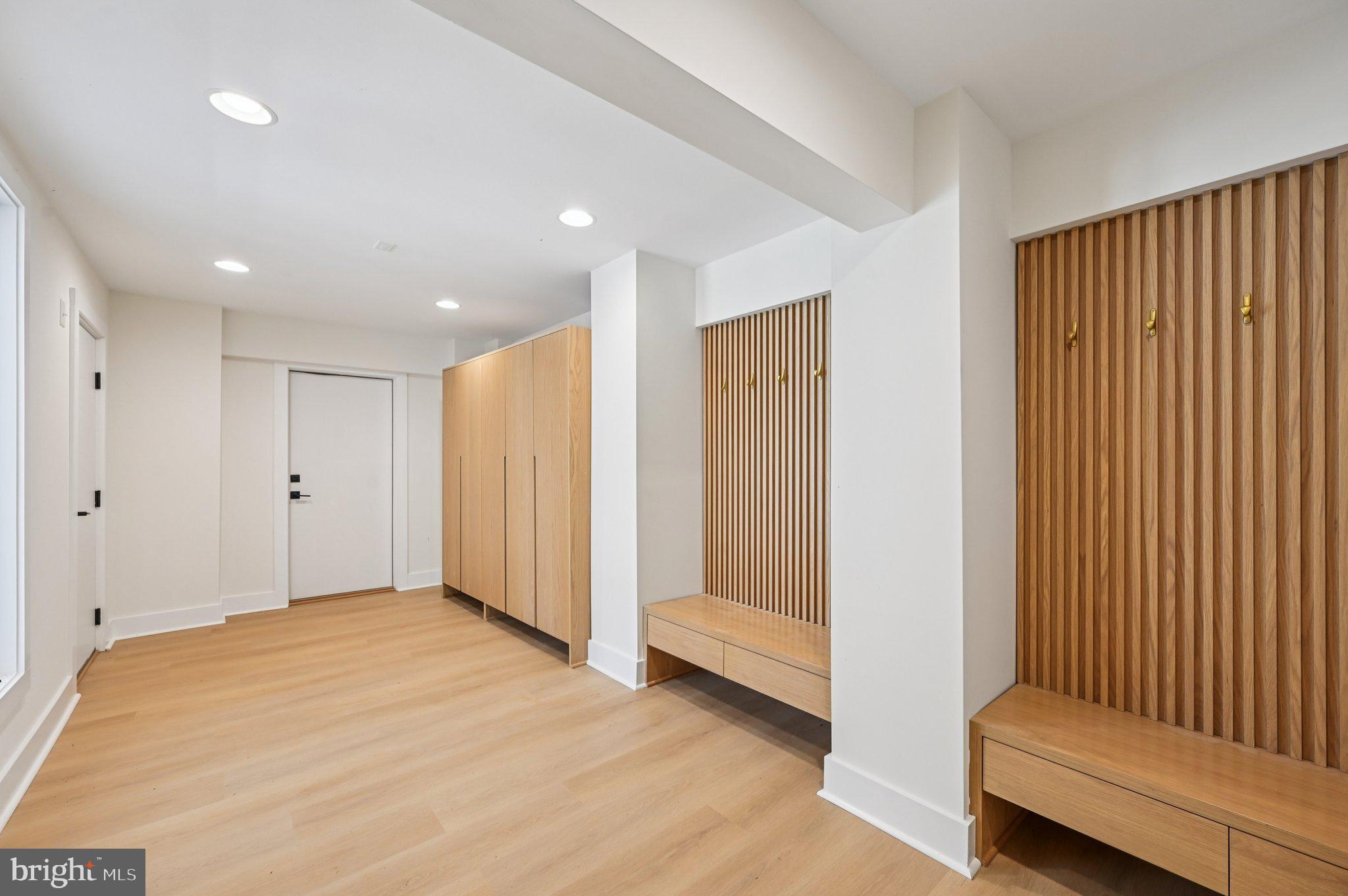 PERRYVILLE - Residential