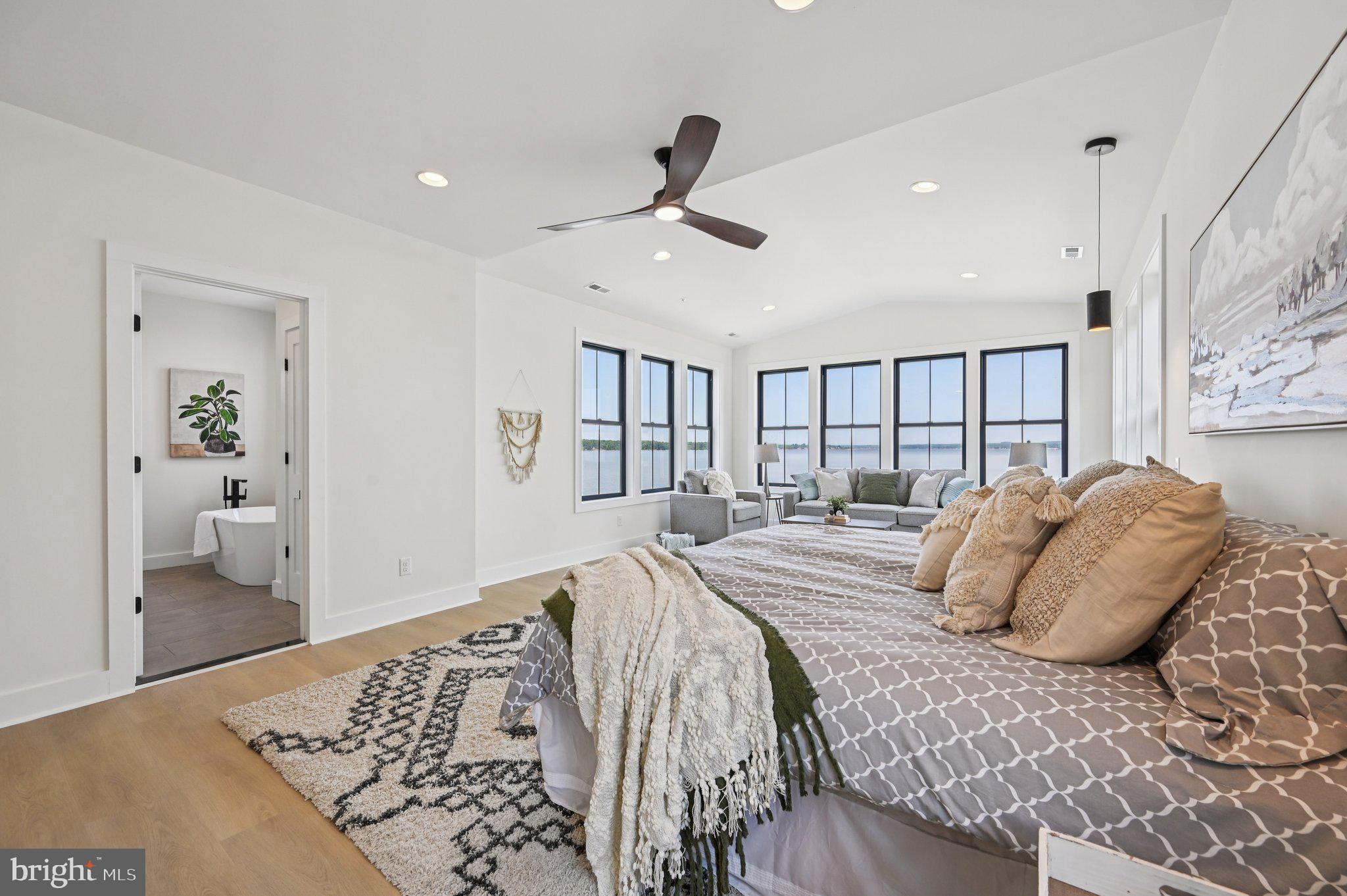 PERRYVILLE - Residential