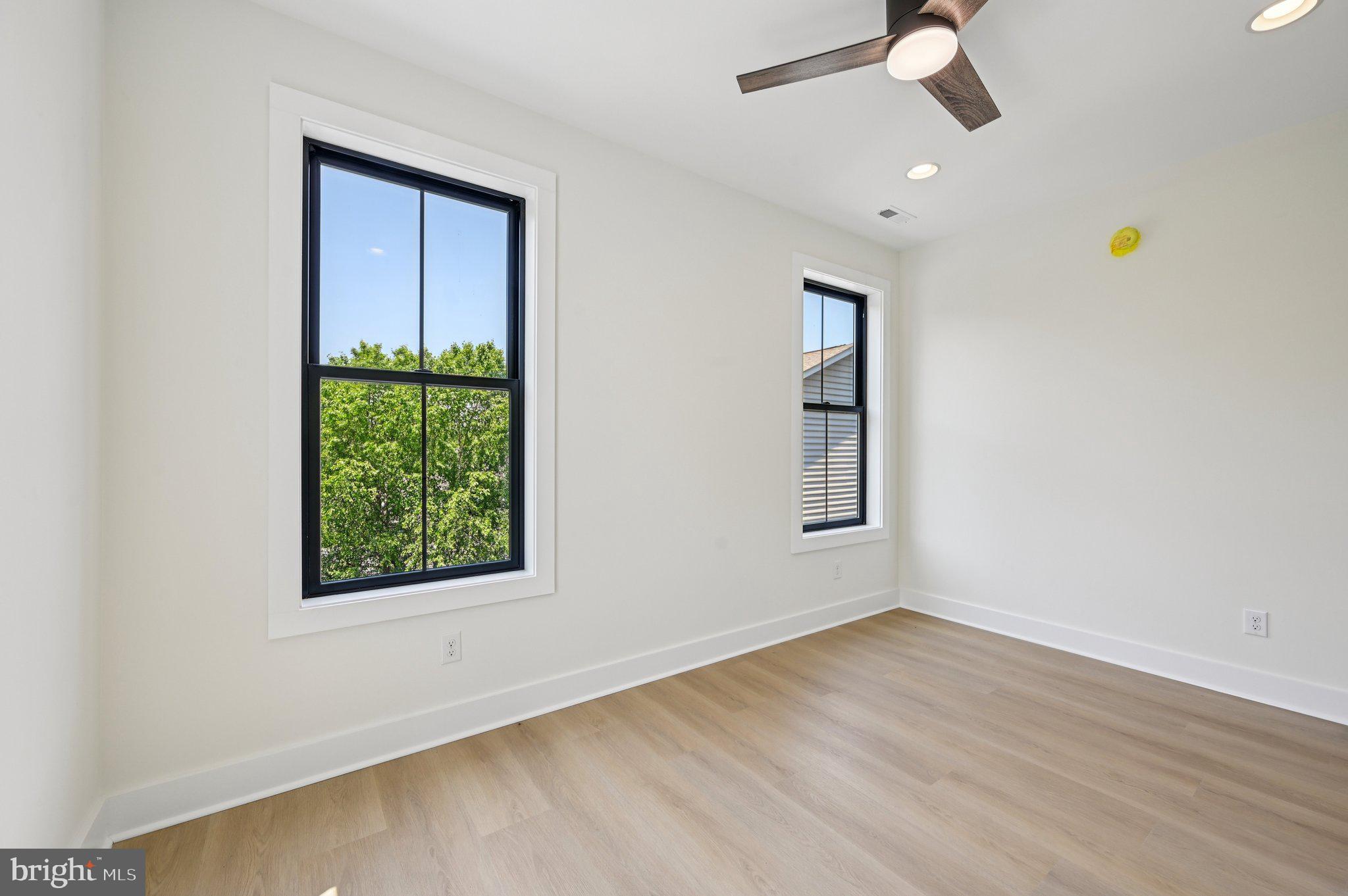 PERRYVILLE - Residential