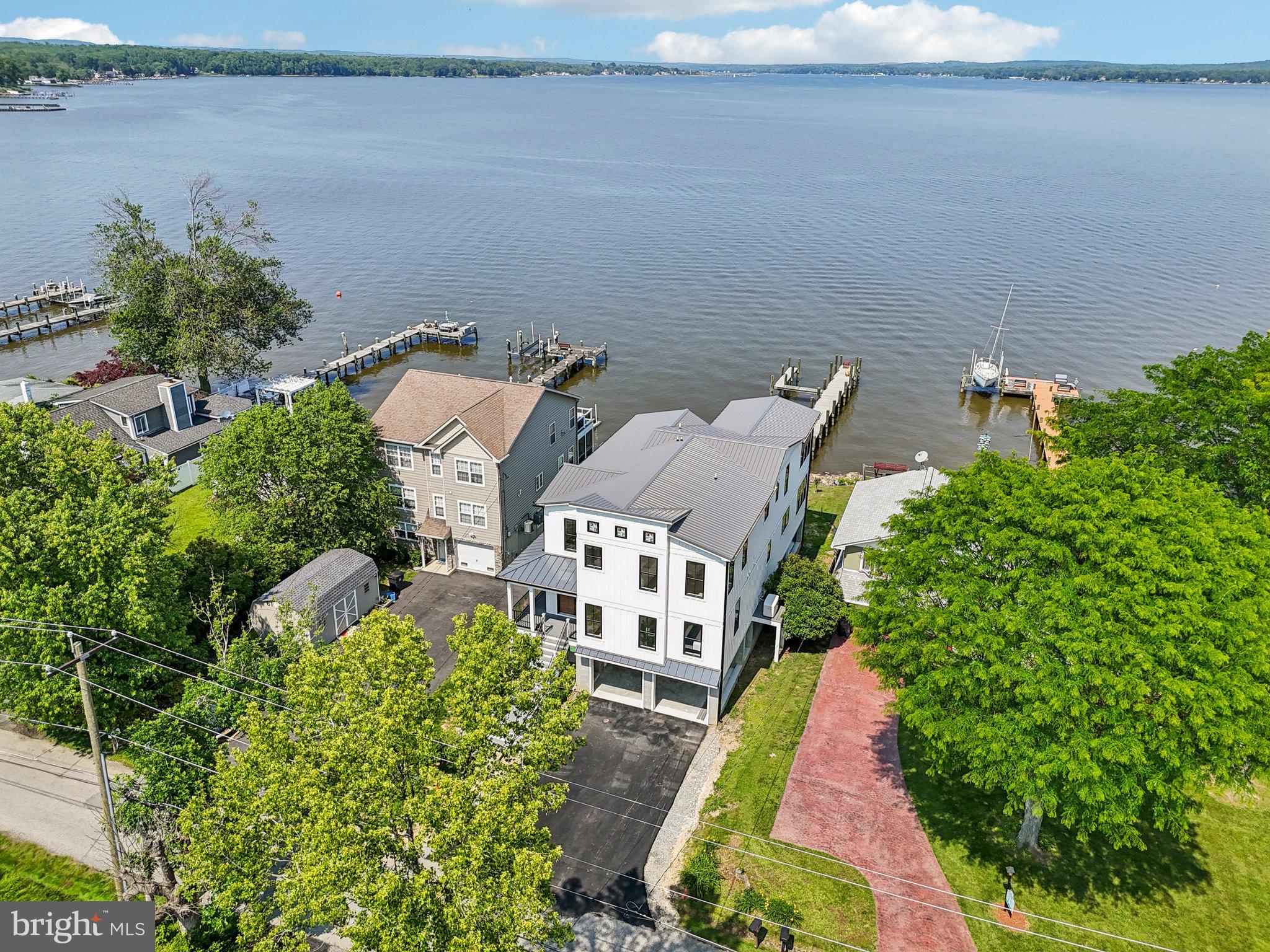 PERRYVILLE - Residential