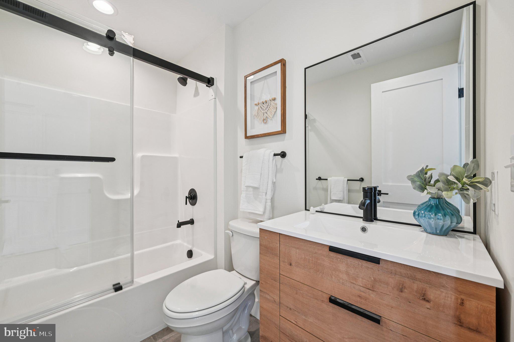 PERRYVILLE - Residential