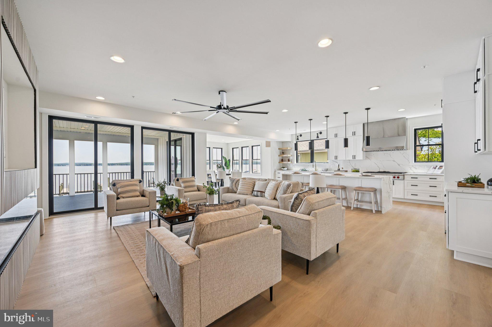 PERRYVILLE - Residential