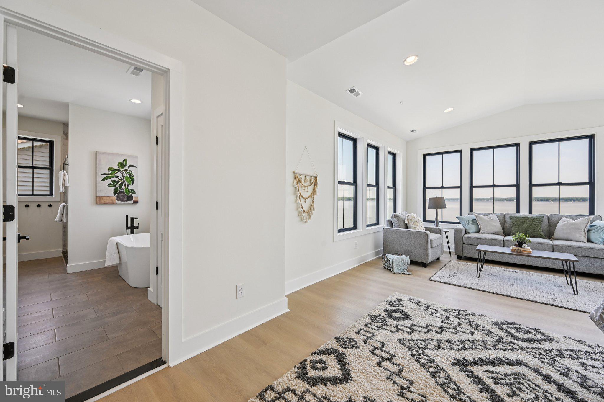 PERRYVILLE - Residential