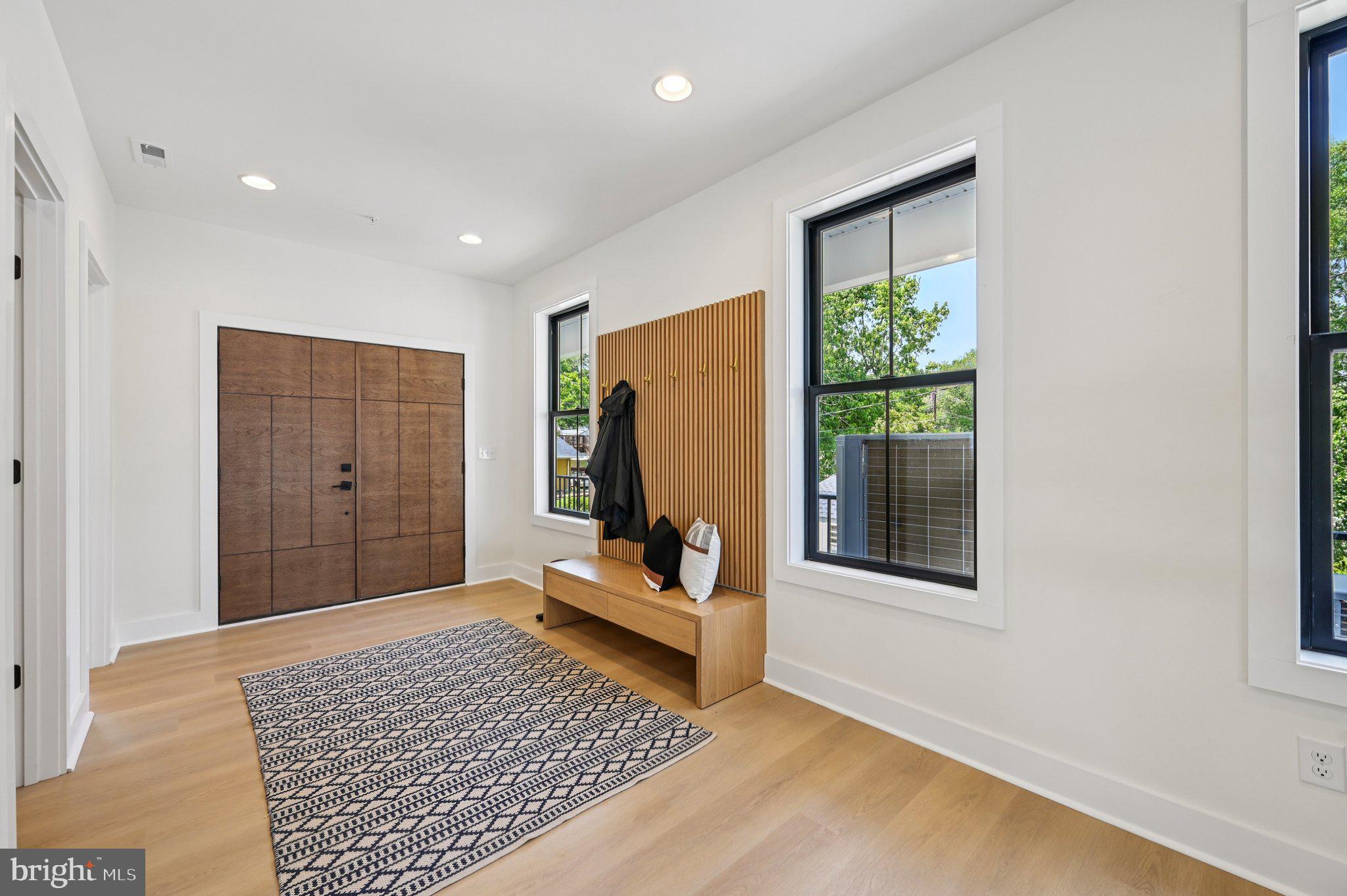 PERRYVILLE - Residential