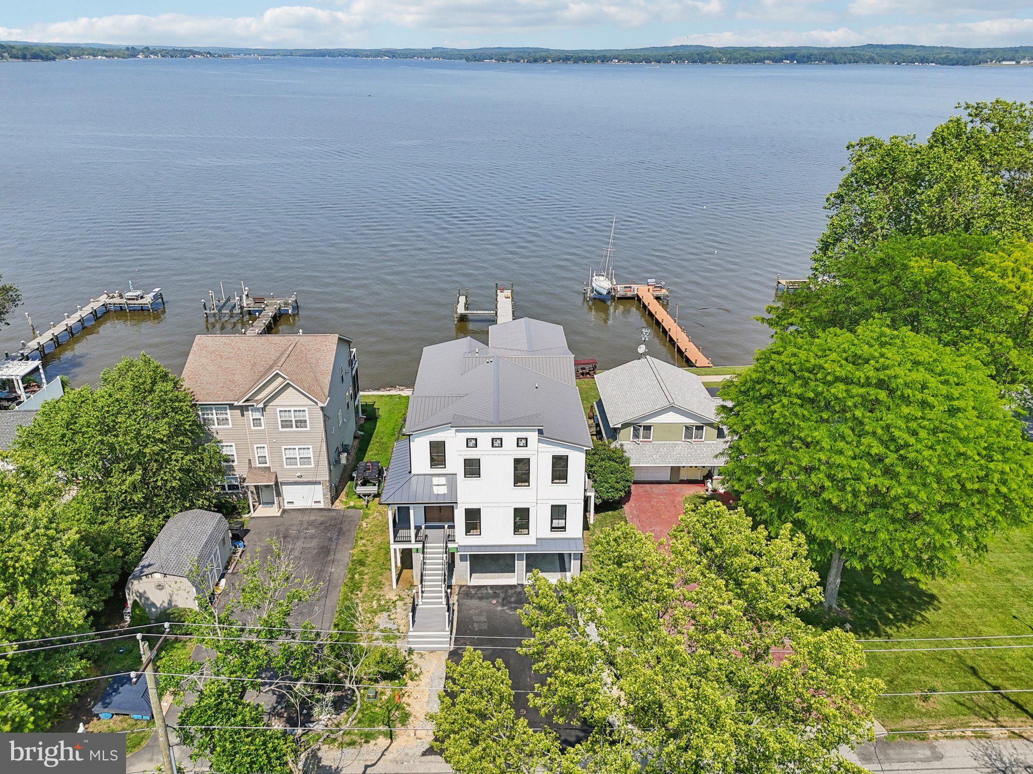 PERRYVILLE - Residential