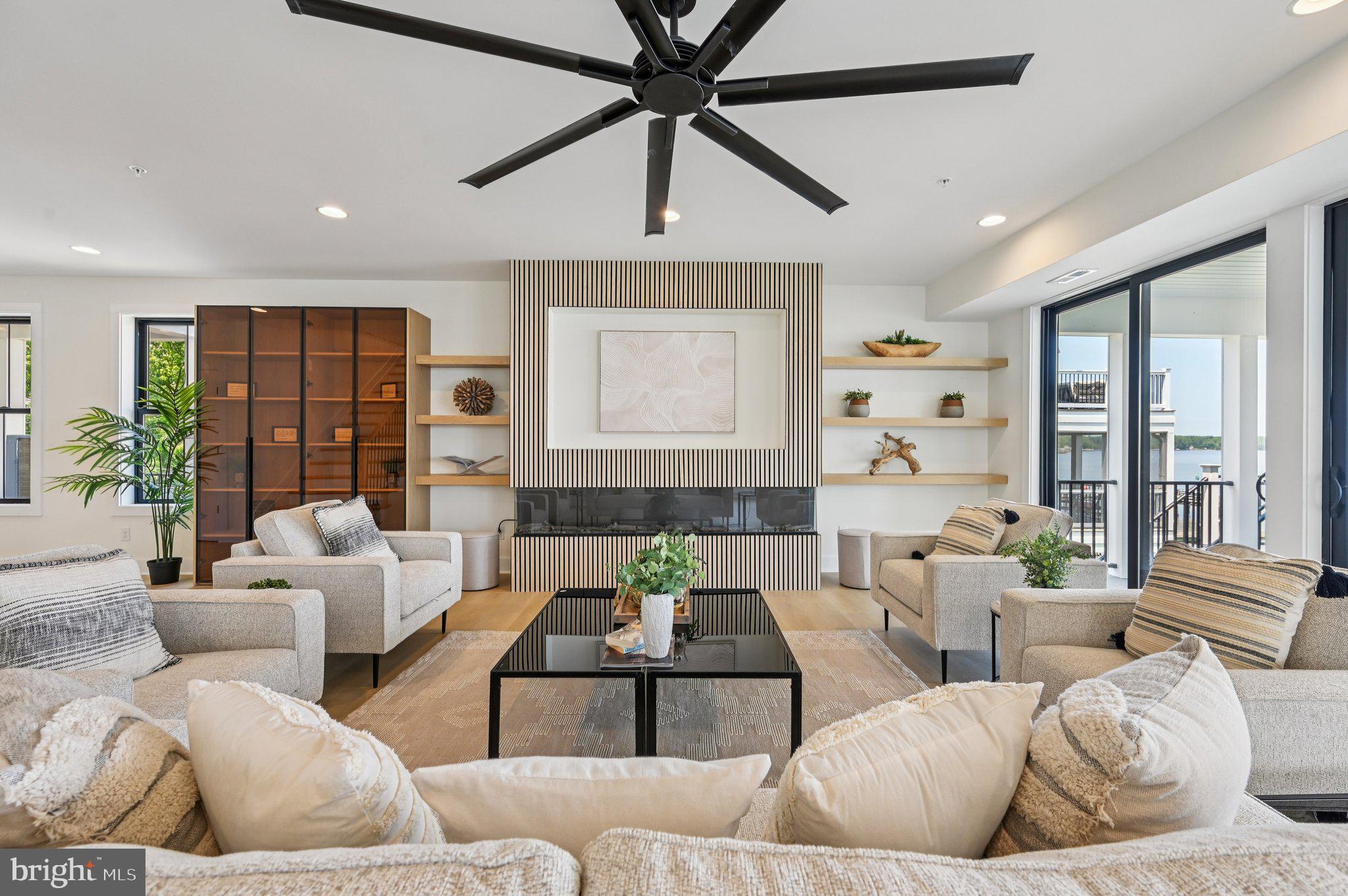 PERRYVILLE - Residential