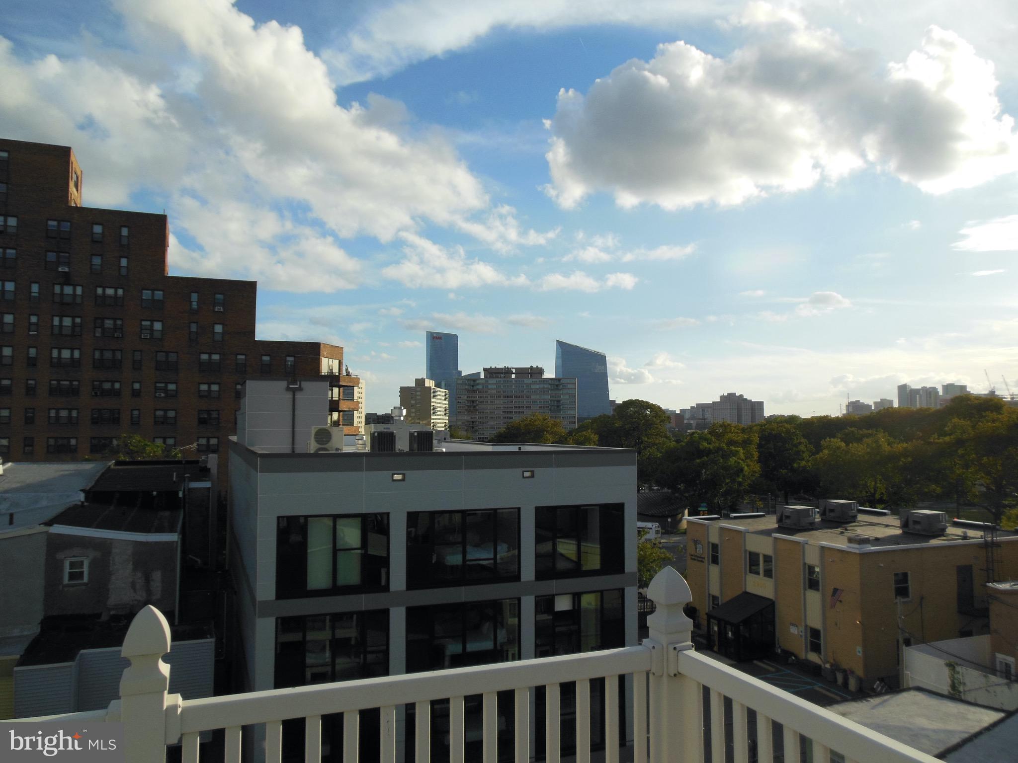 SPRING GARDEN - Residential