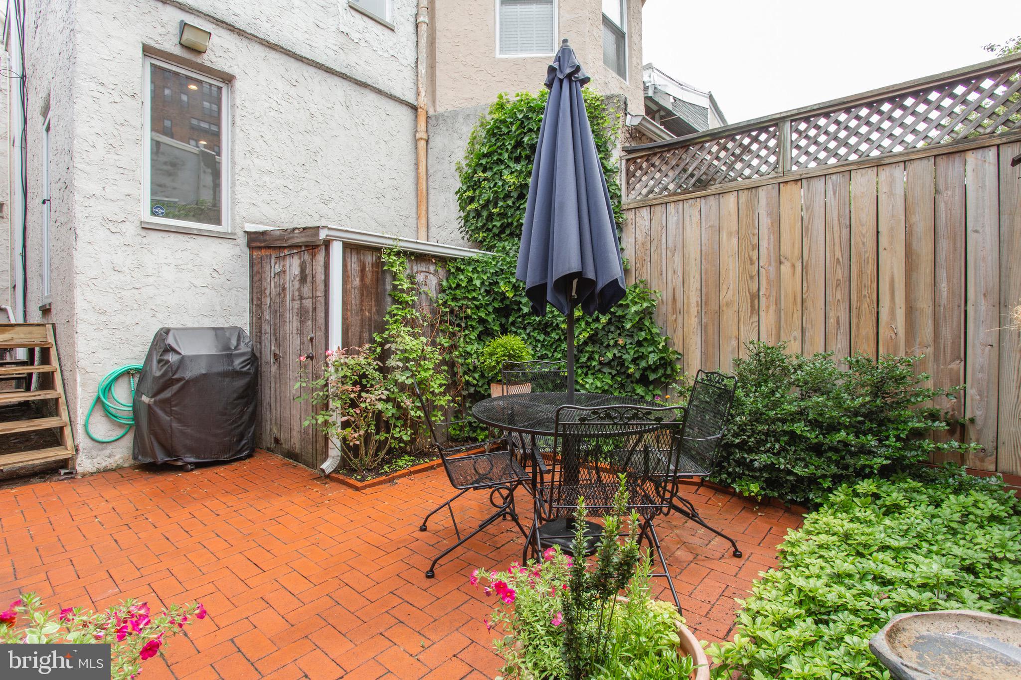 SPRING GARDEN - Residential