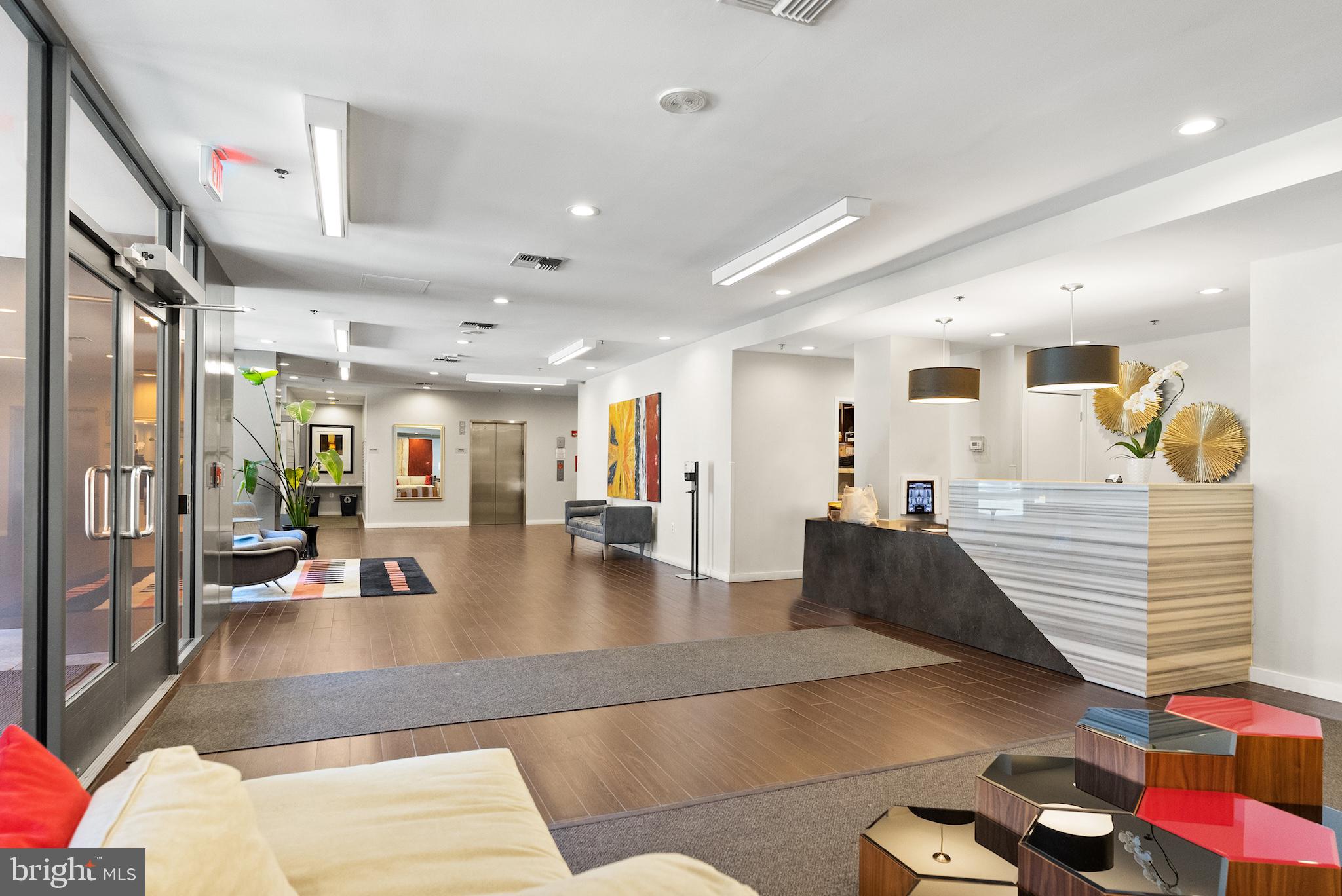 3883 CONNECTICUT AVENUE NW 303