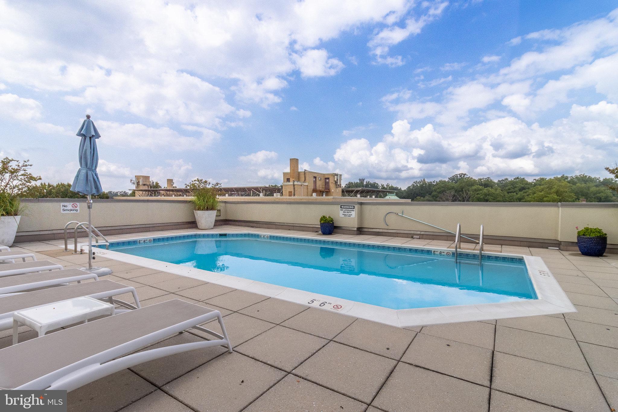 3883 CONNECTICUT AVENUE NW 303