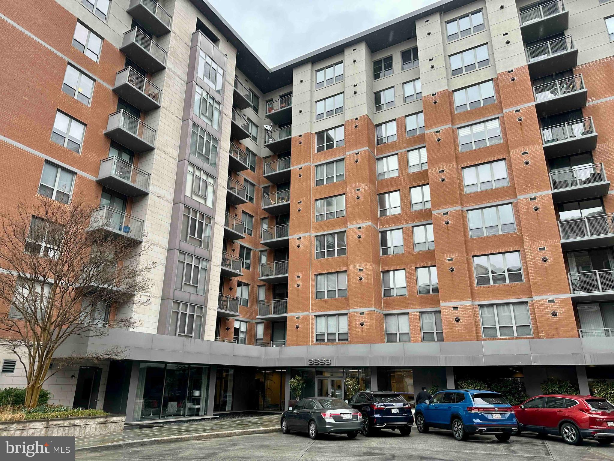 3883 CONNECTICUT AVENUE NW 303