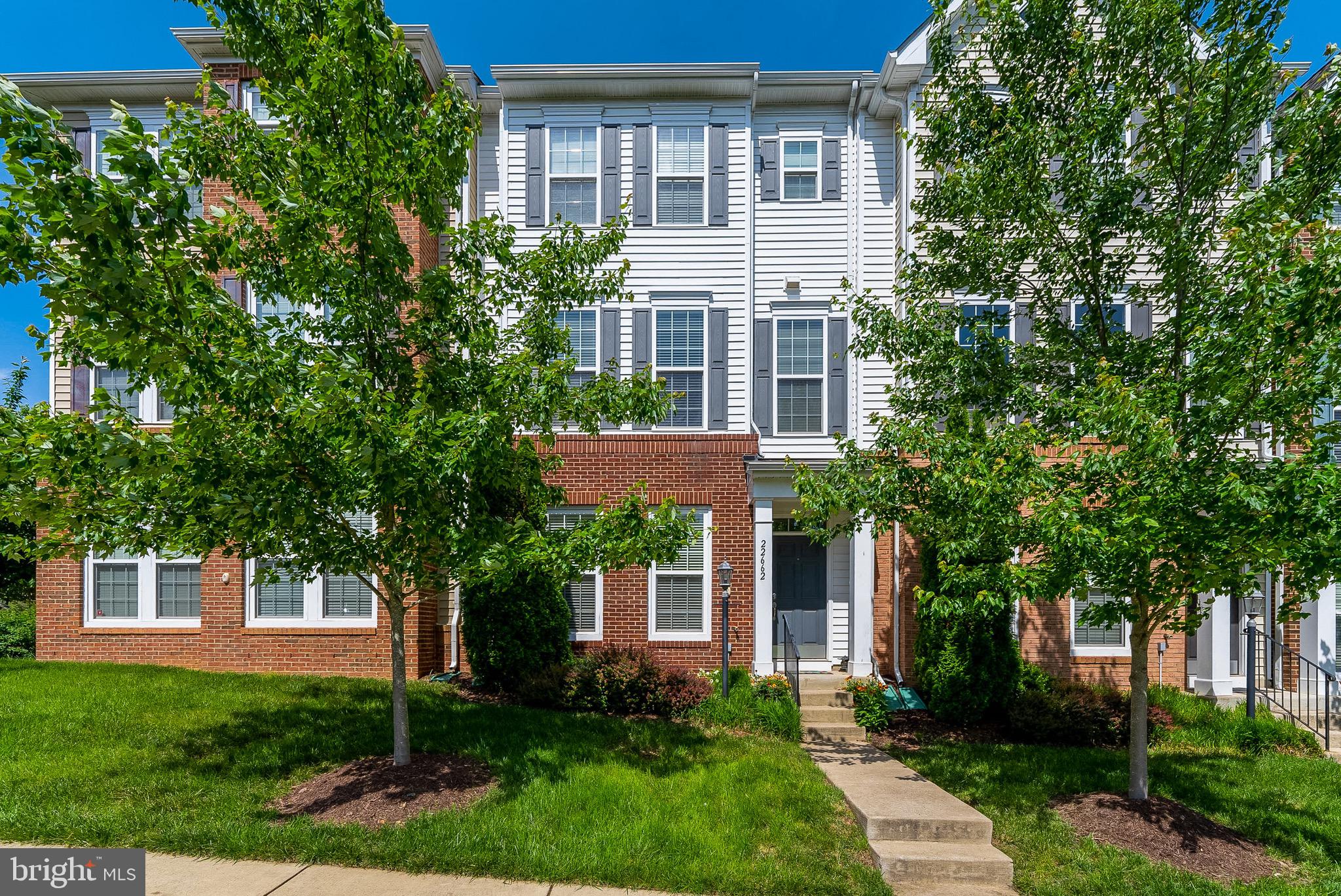 BRAMBLETON OVERLOOK - Residential