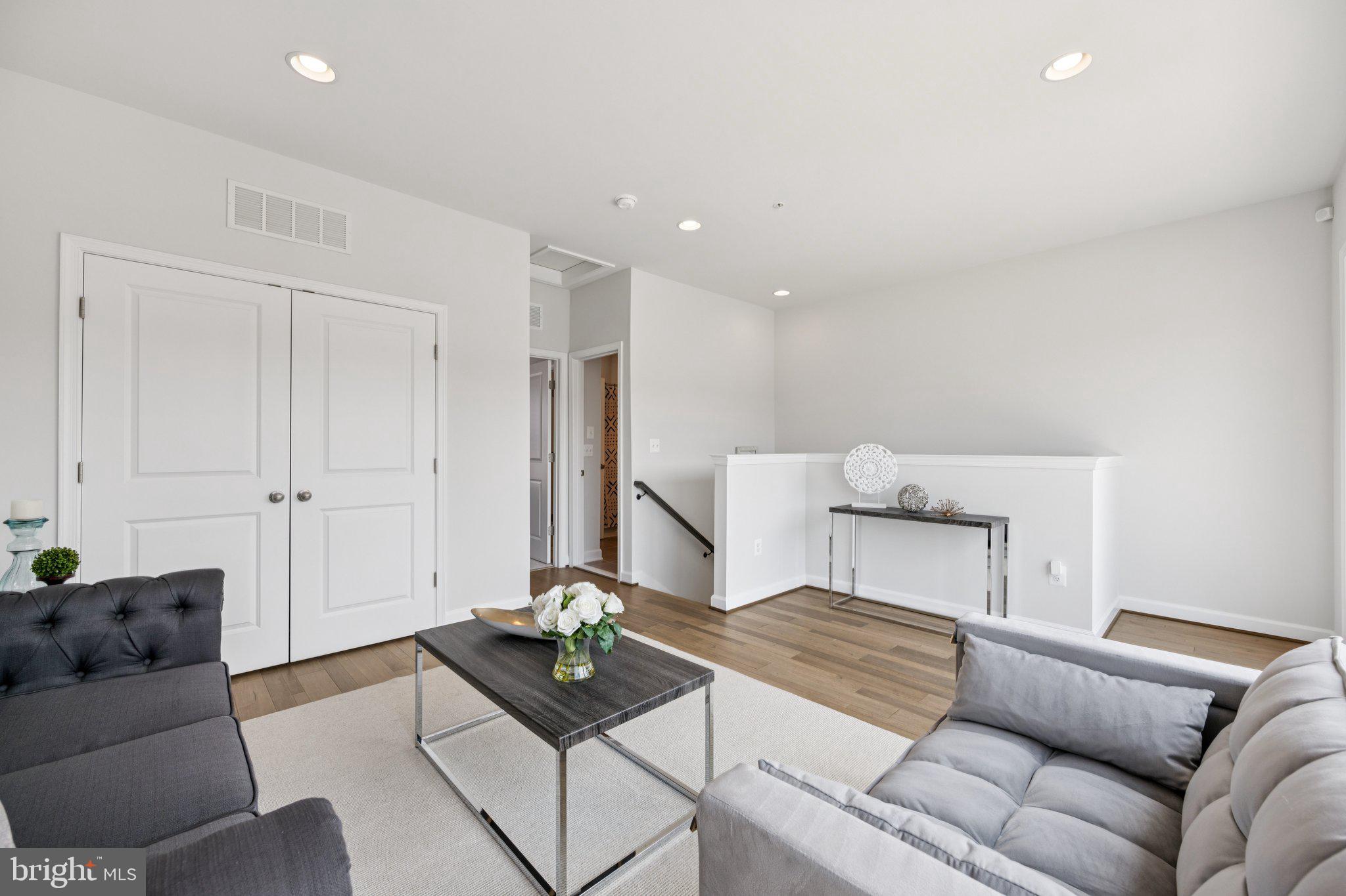 POTOMAC OVERLOOK AT NATIONAL HARBOR - Residential