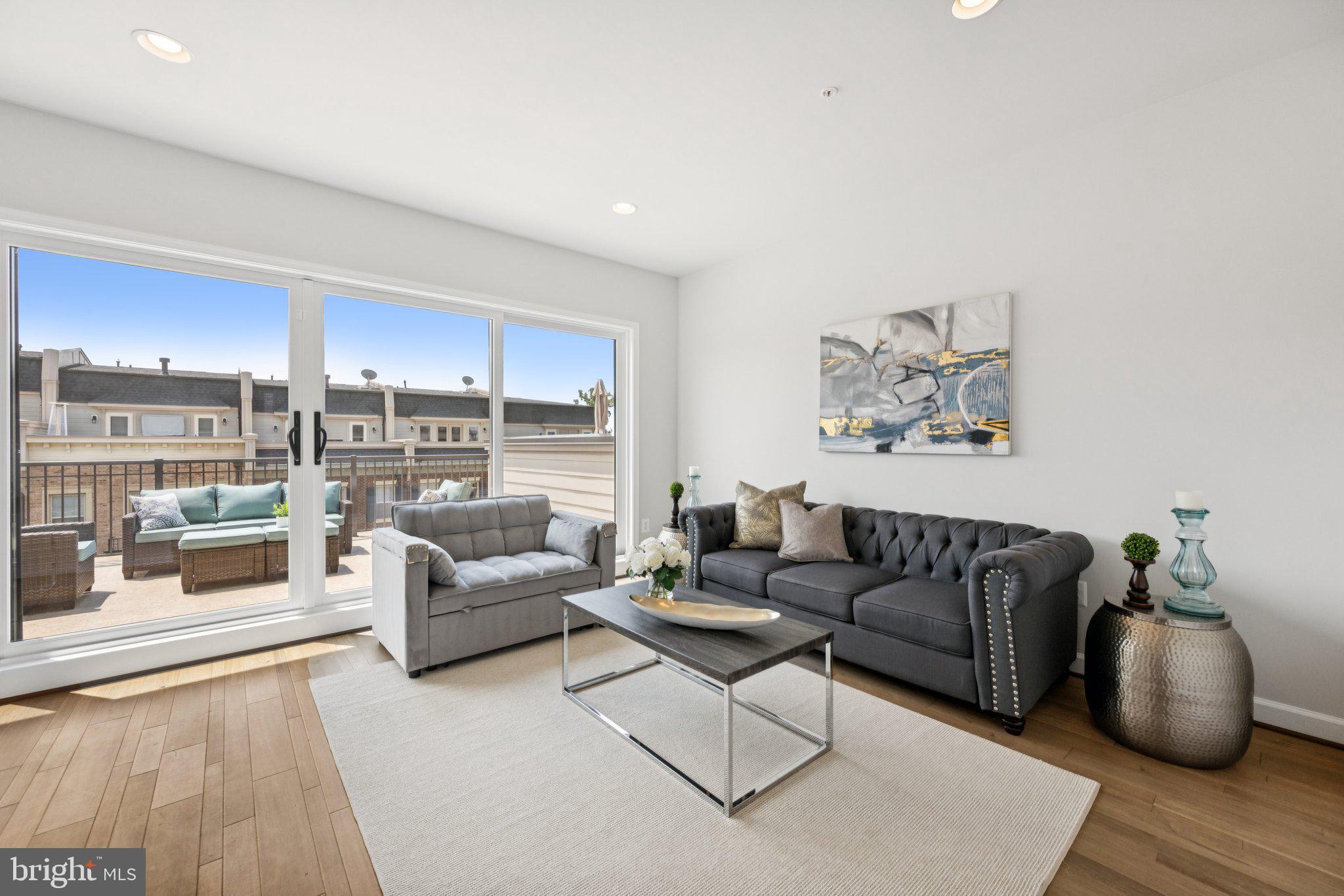 POTOMAC OVERLOOK AT NATIONAL HARBOR - Residential