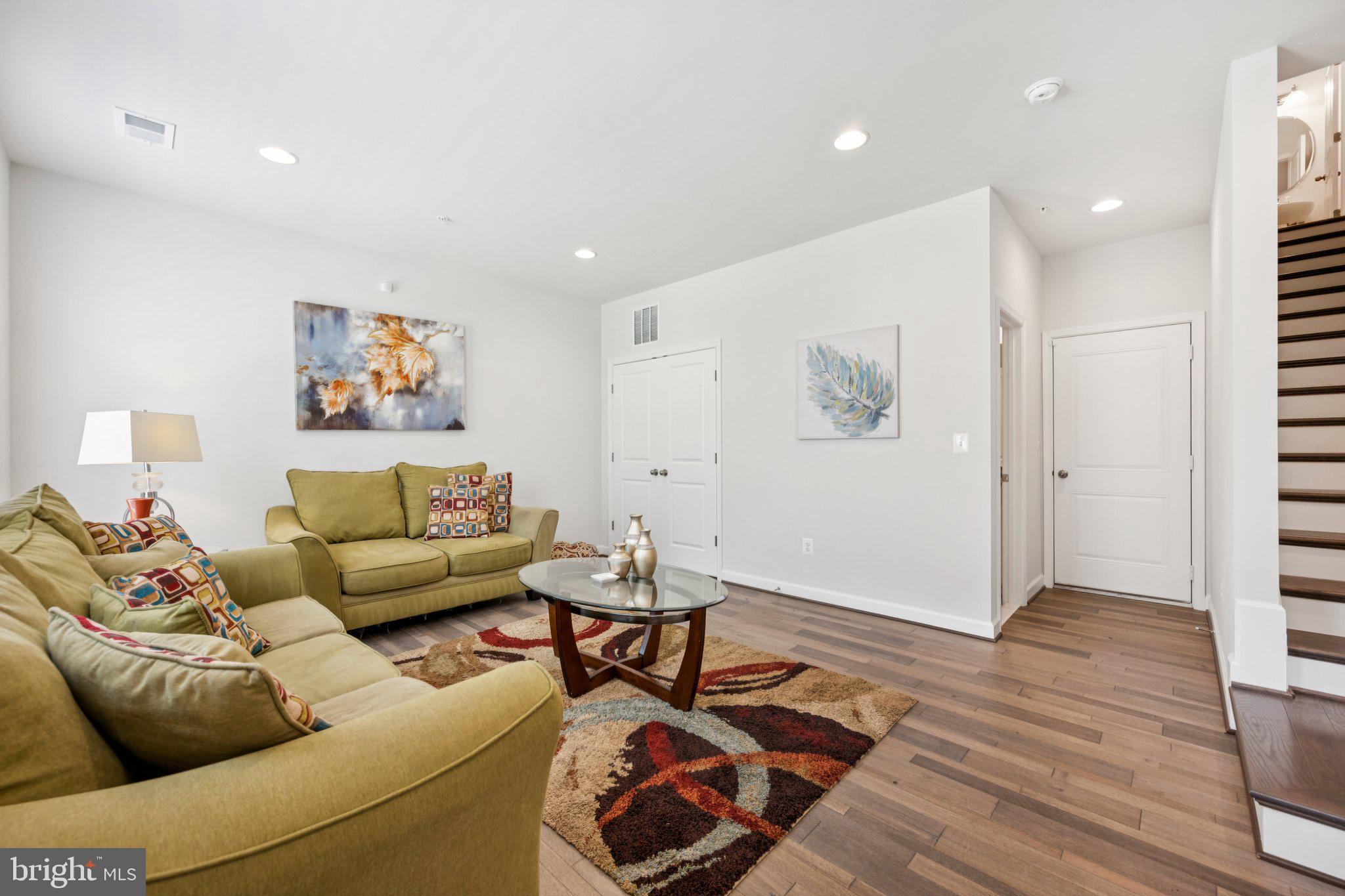 POTOMAC OVERLOOK AT NATIONAL HARBOR - Residential