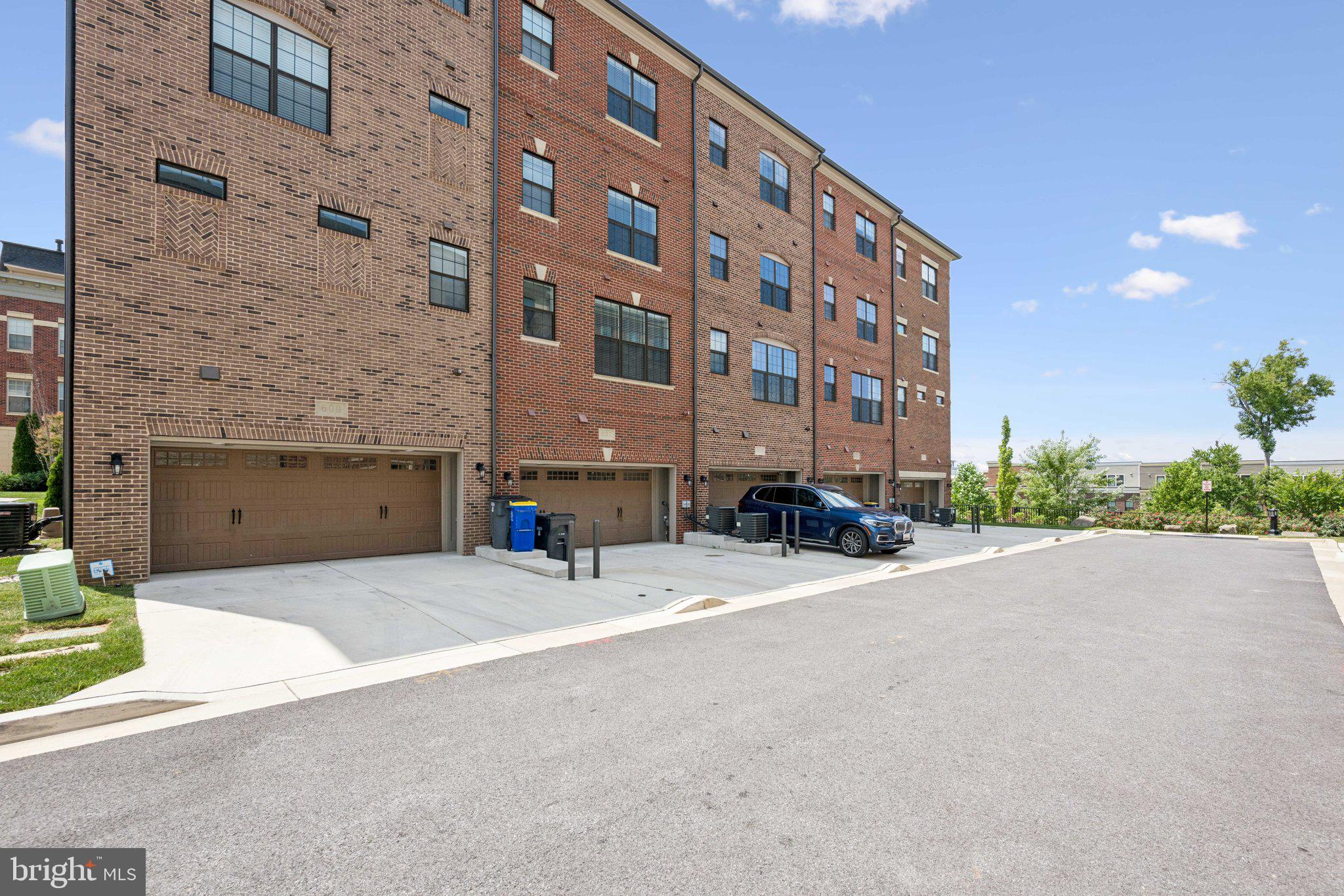 POTOMAC OVERLOOK AT NATIONAL HARBOR - Residential
