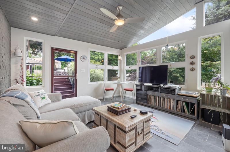 STONECREST NORTH - Residential