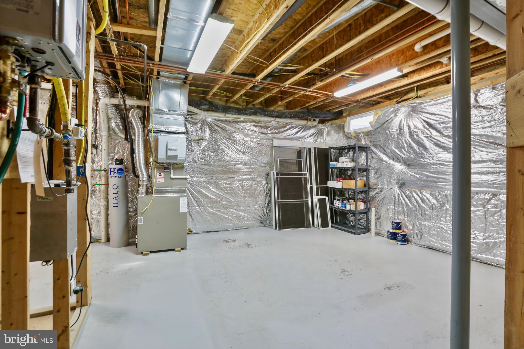 FOREST MANOR - Residential