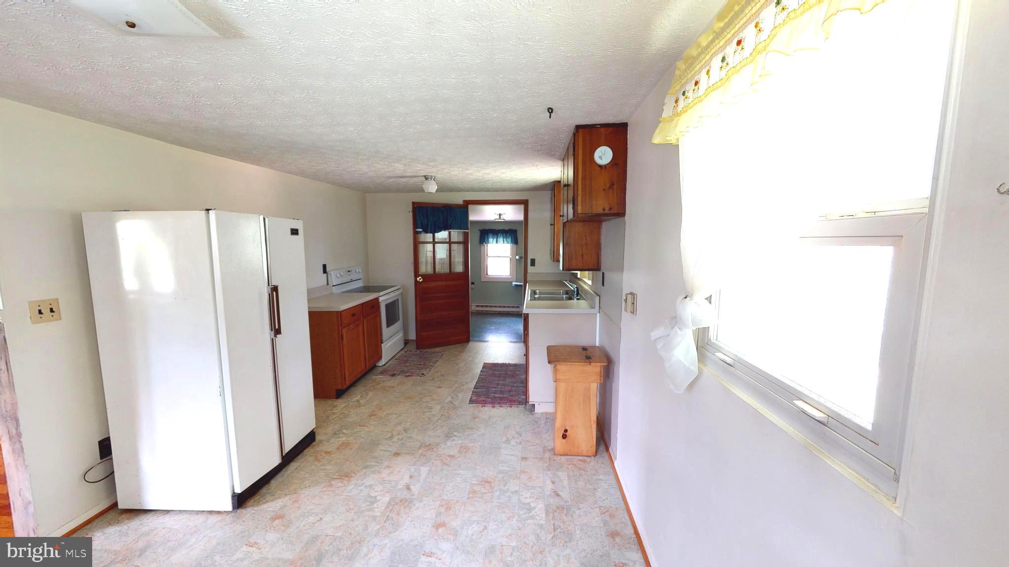 NONE UNRESTRICTED - Residential