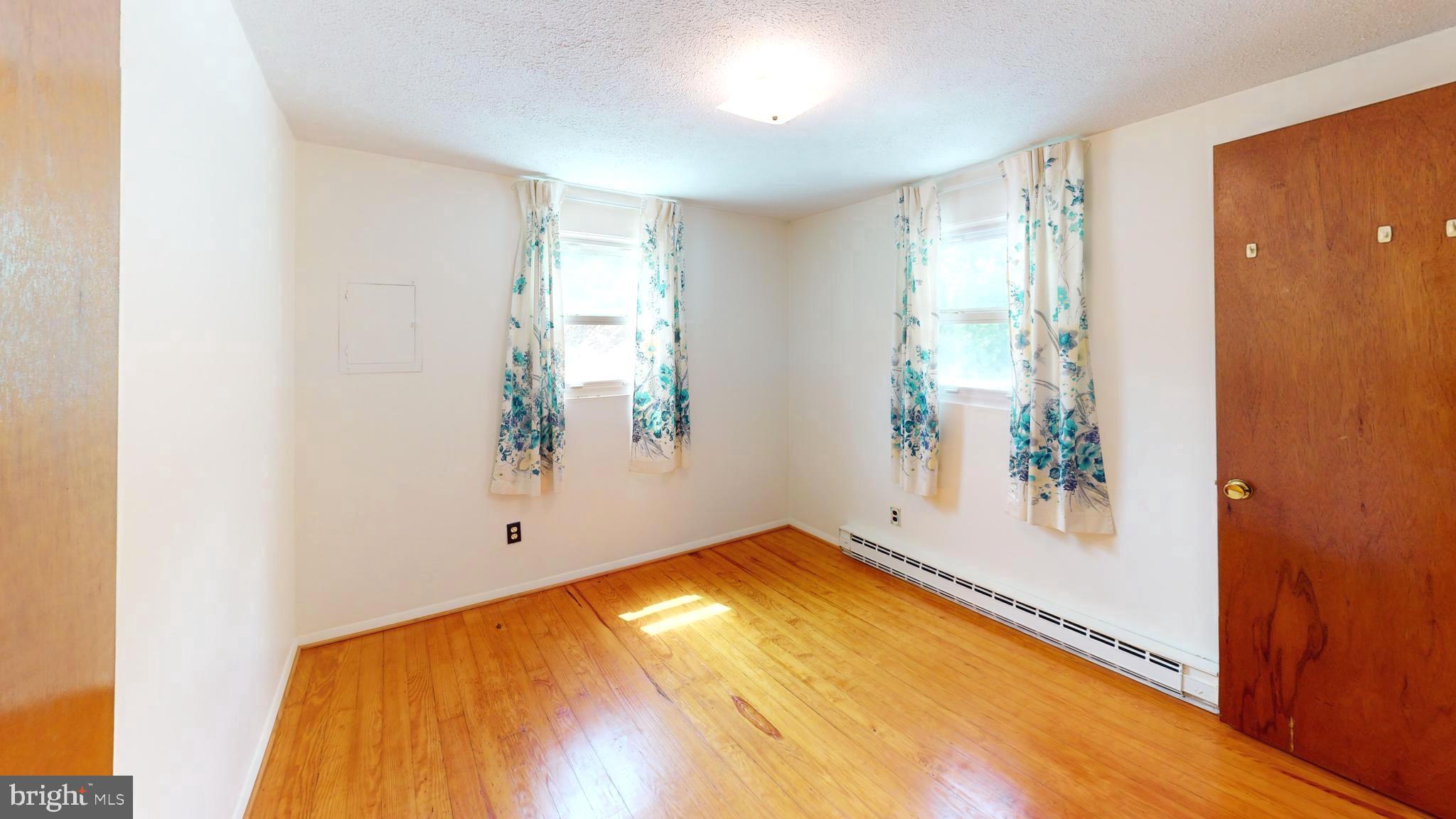 NONE UNRESTRICTED - Residential